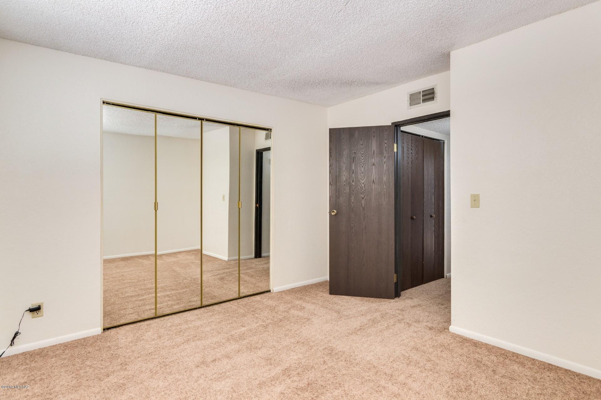 Haven Ridge Twnhss (32-128) - Residential