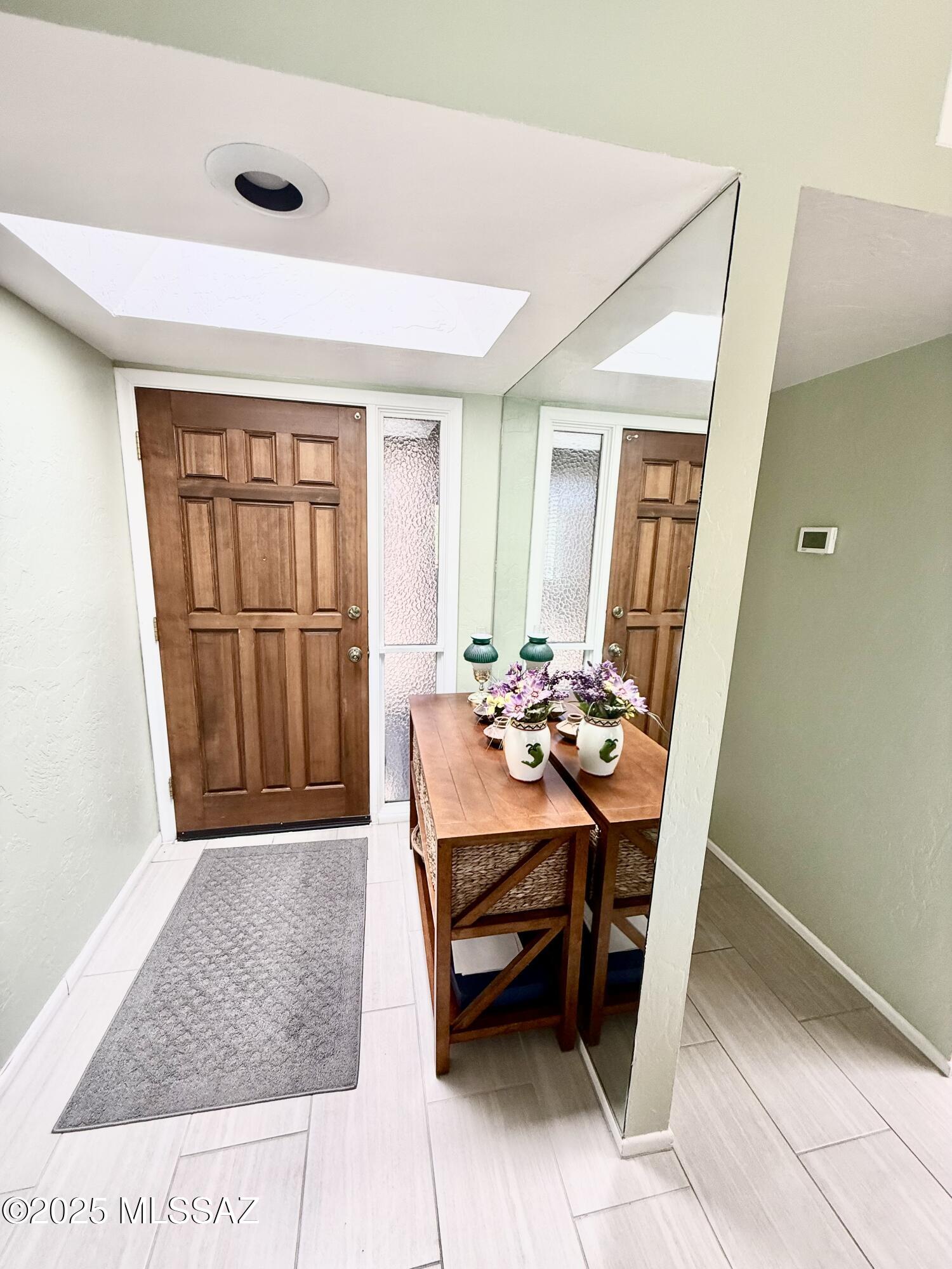 2525 S Calle Del Dante