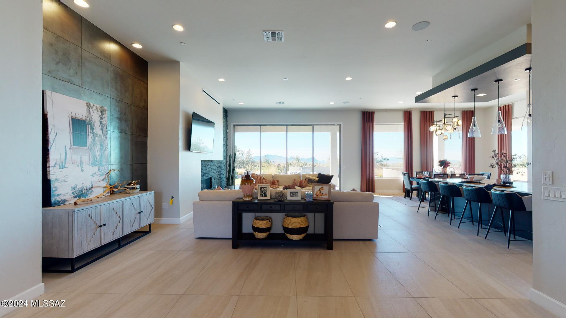 Boulder Bridge Pass III At Dove Mountain SQ20143000307 - Residential