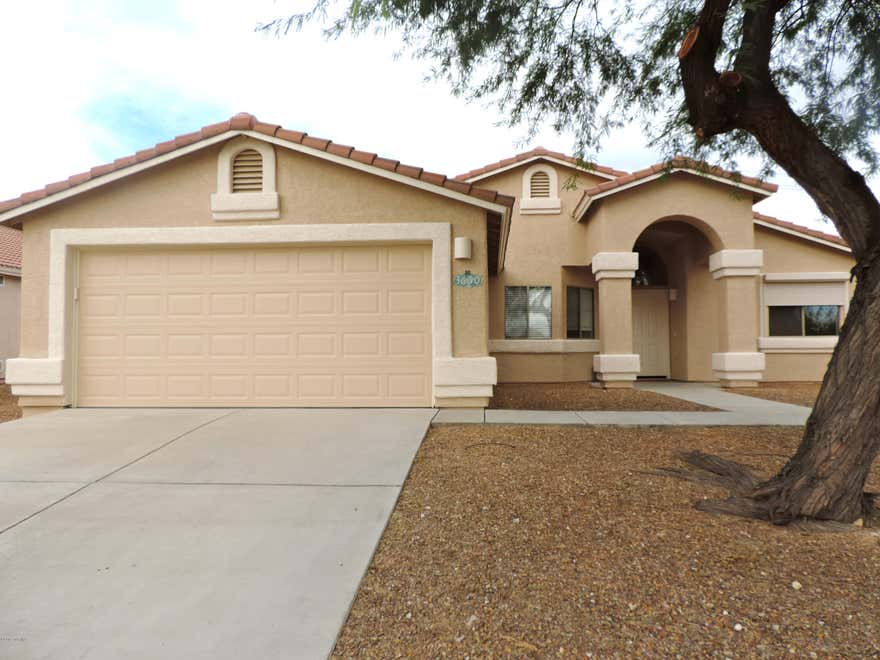 Fantastic opportunity for a pristine 3BD/2BA home completely move in ready.  Spacious great room floor plan with vaulted ceilings, brand new carpeting throughout, neutral tile, new interior paint, arches, niches and built-ins add elegant touches throughout.  Open kitchen with refinished cabinets, large pantry and plenty of counter space.  Large master suite with walk-in closet, dual vanity, garden tub and walk in shower.  Huge backyard with room to play, covered patio and no neighbors behind for added privacy.  Low HOA fee, cul-de-sac lot, New HVAC, New exterior and interior paint. Prime location close to all amenities, schools, golf and the new premium outlet mall. Don't miss this one!