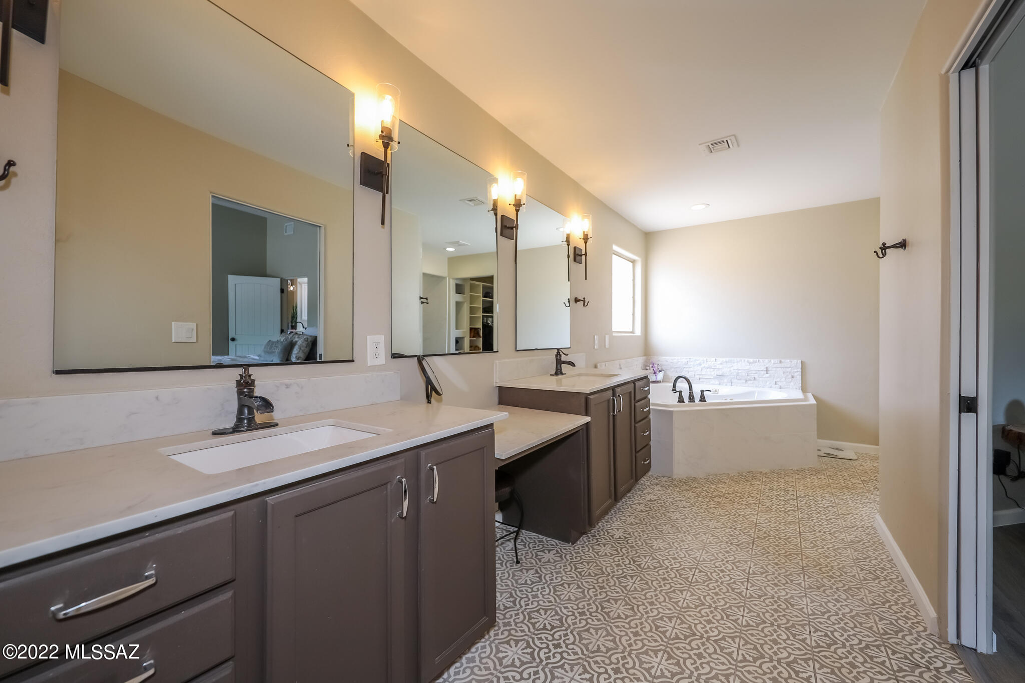 Snyder Canyon Estates (1-20) - Residential