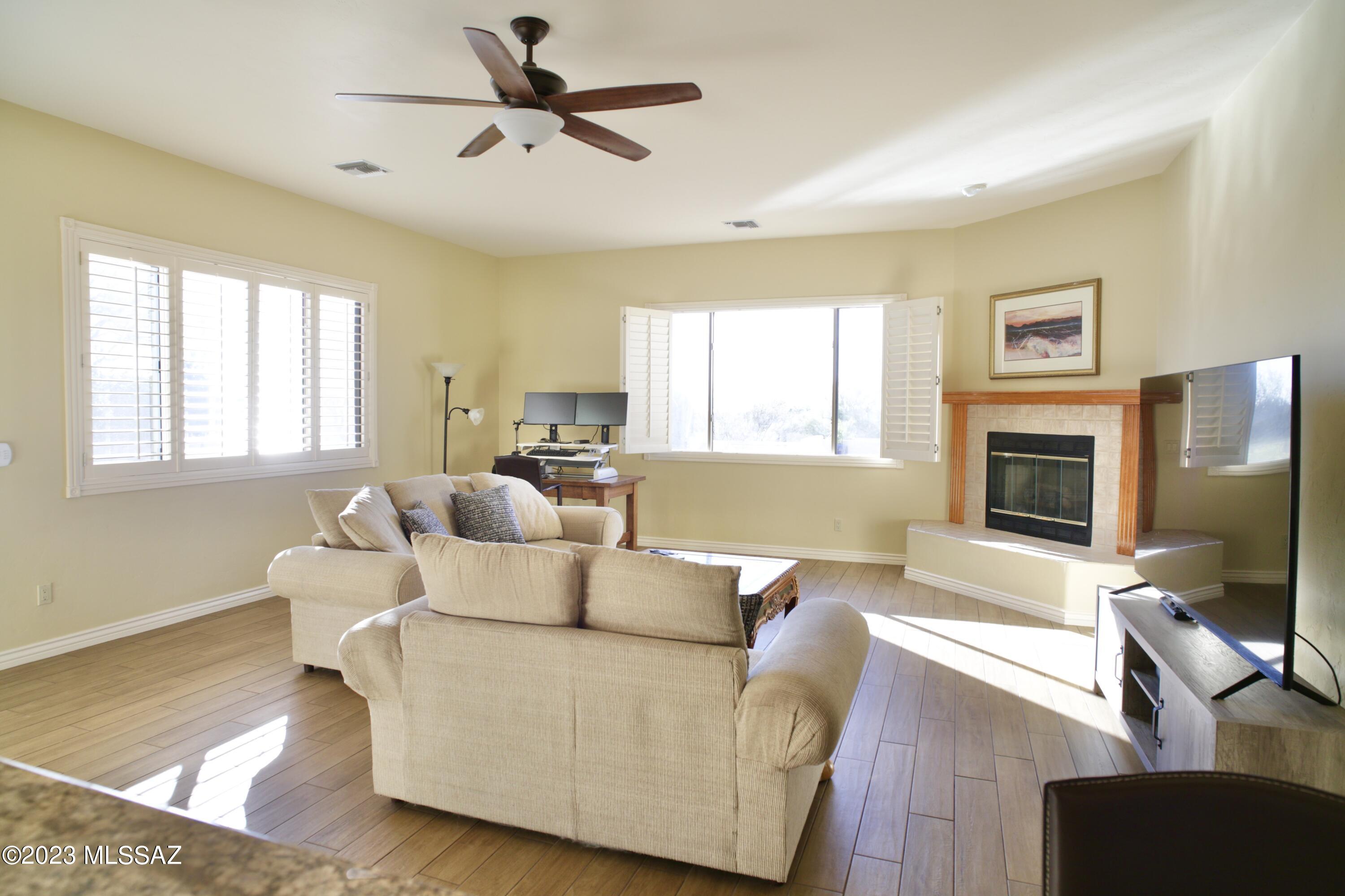 Tangerine Heights (1-80) - Residential Lease