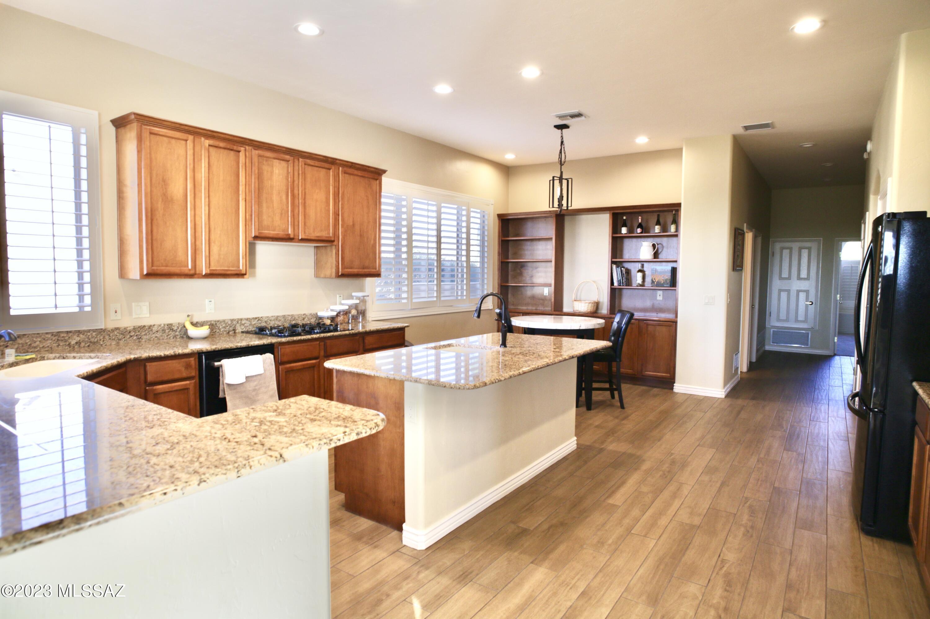 Tangerine Heights (1-80) - Residential Lease