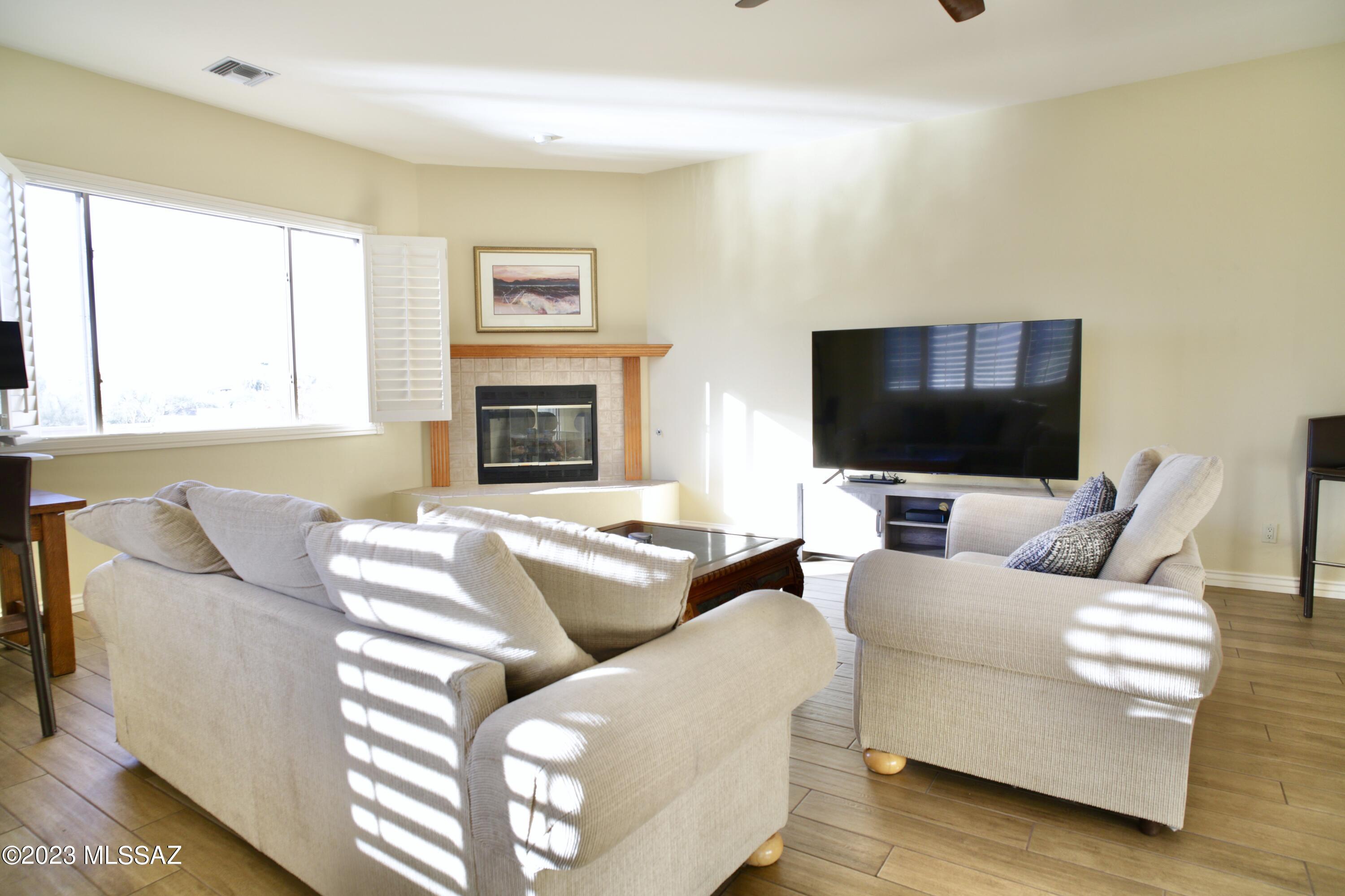 Tangerine Heights (1-80) - Residential Lease