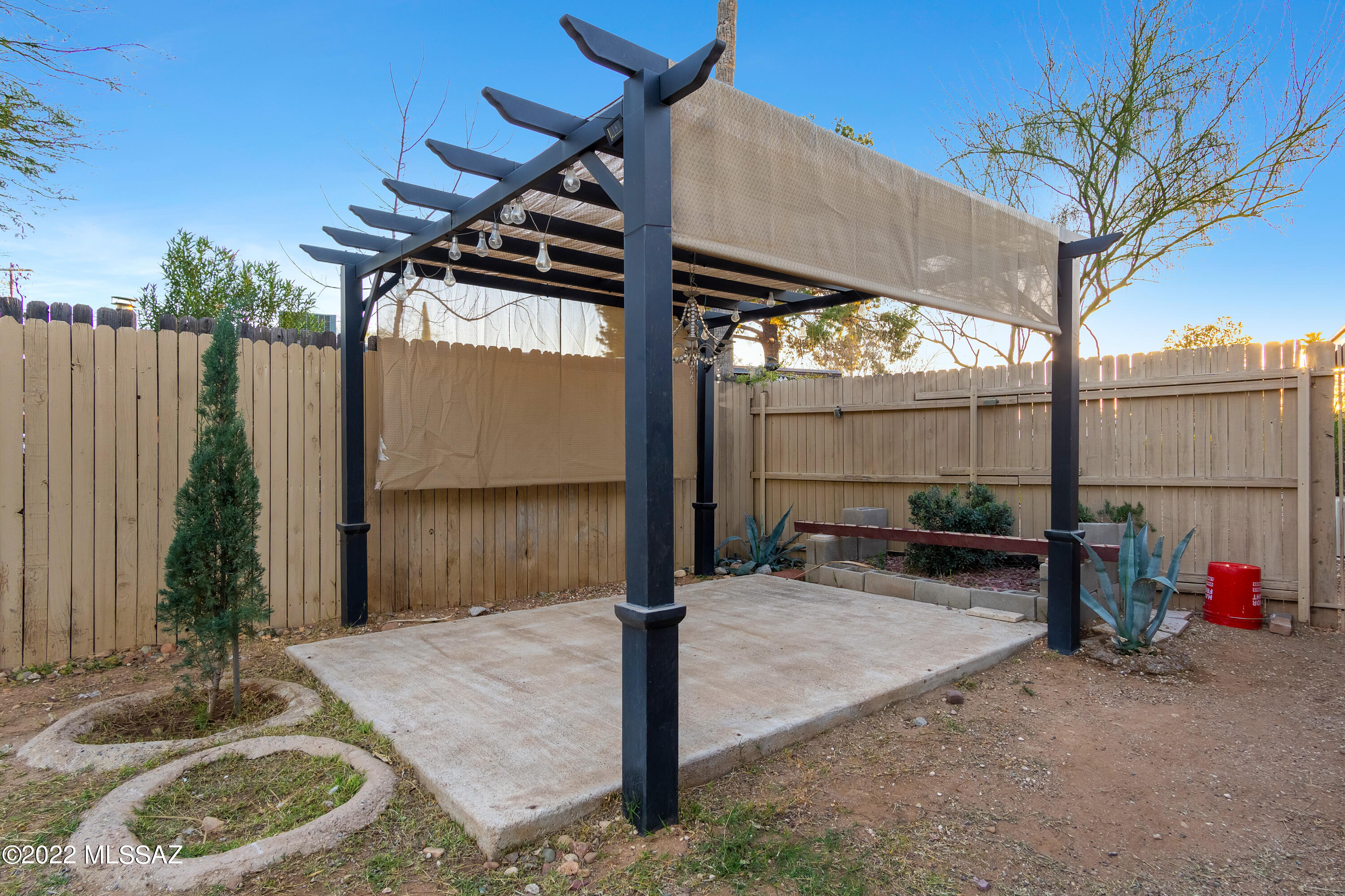 Kingston Knolls Terrace - Residential