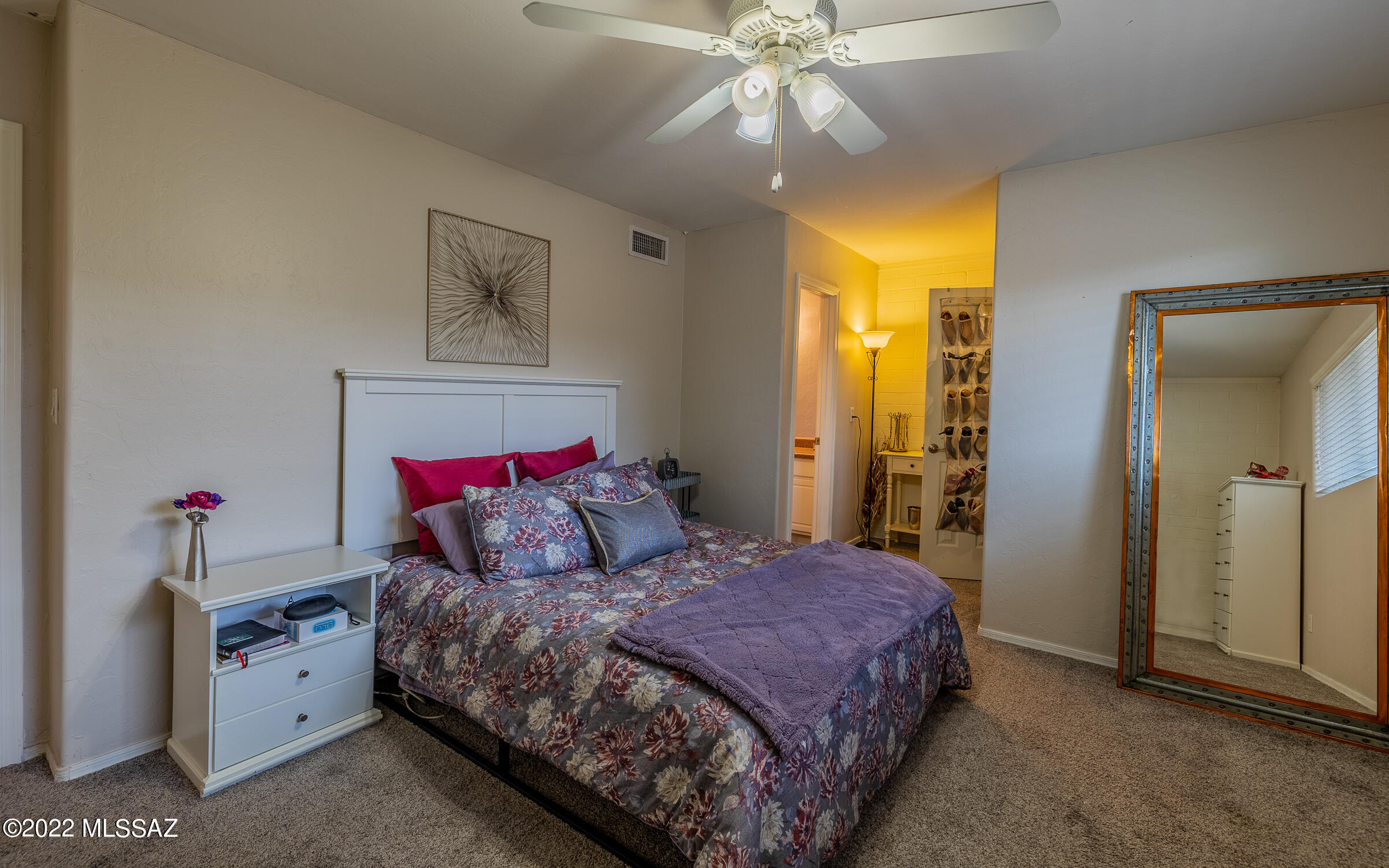 Villa Venice Condos - Residential