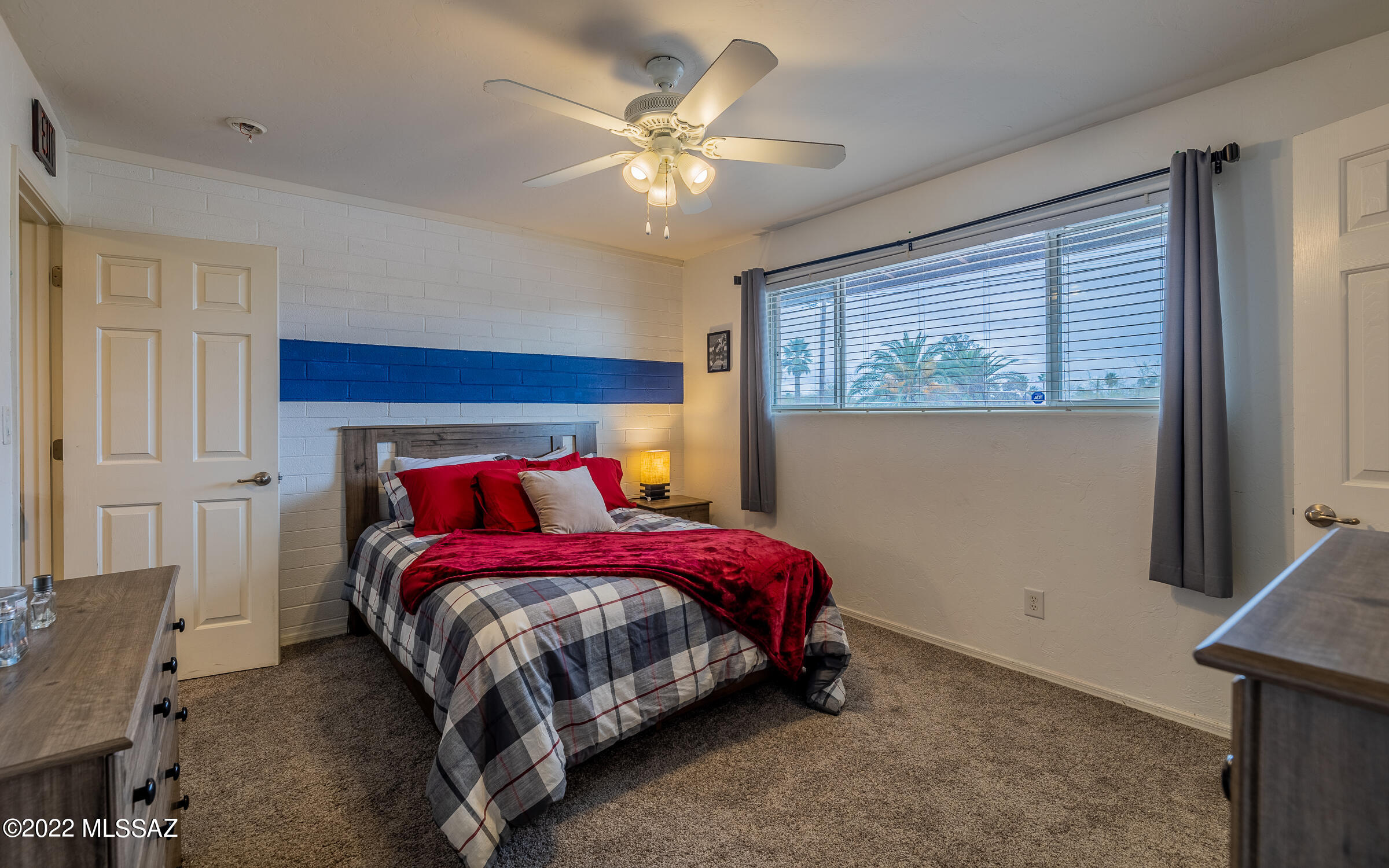 Villa Venice Condos - Residential