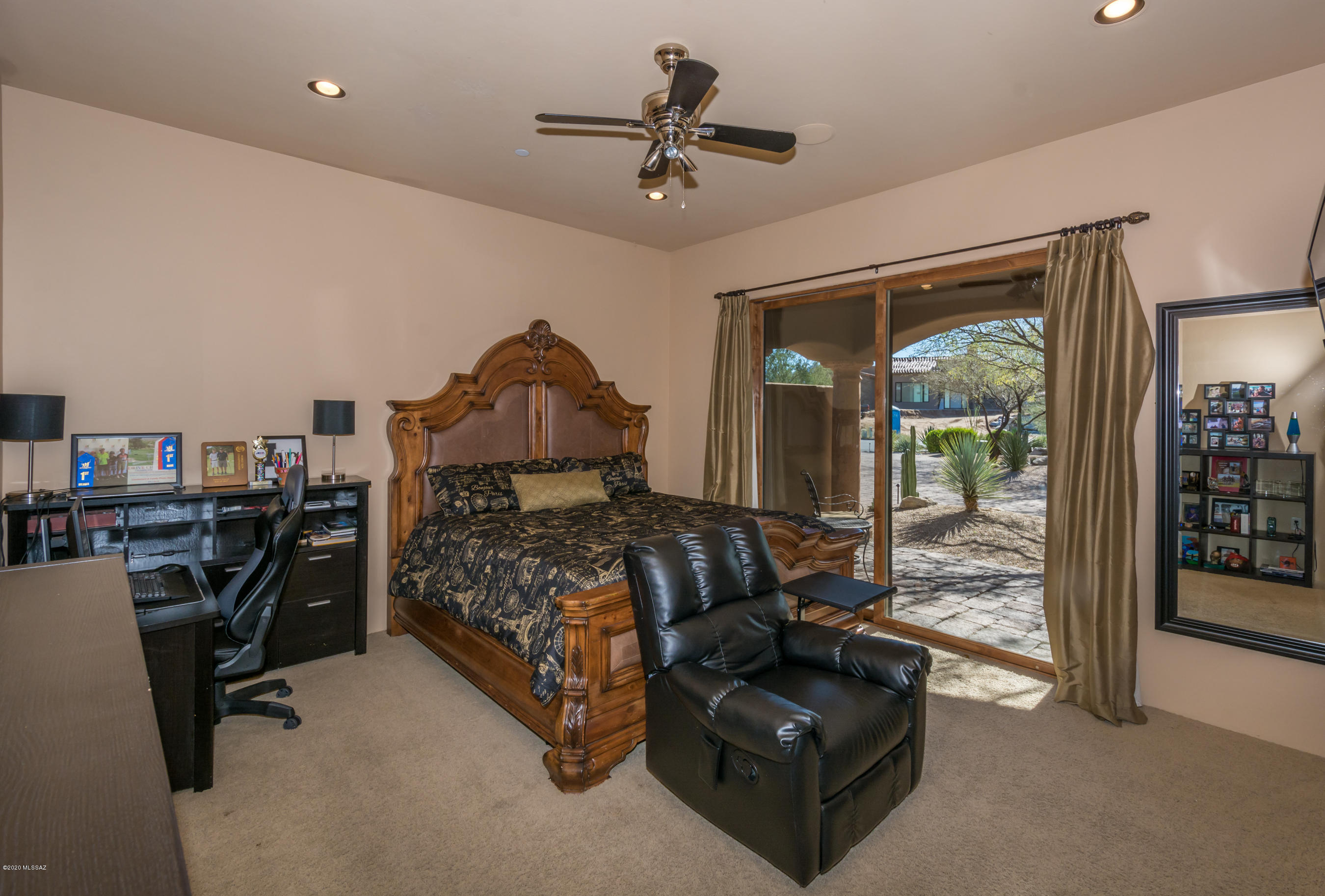 Stone Canyon III - Residential