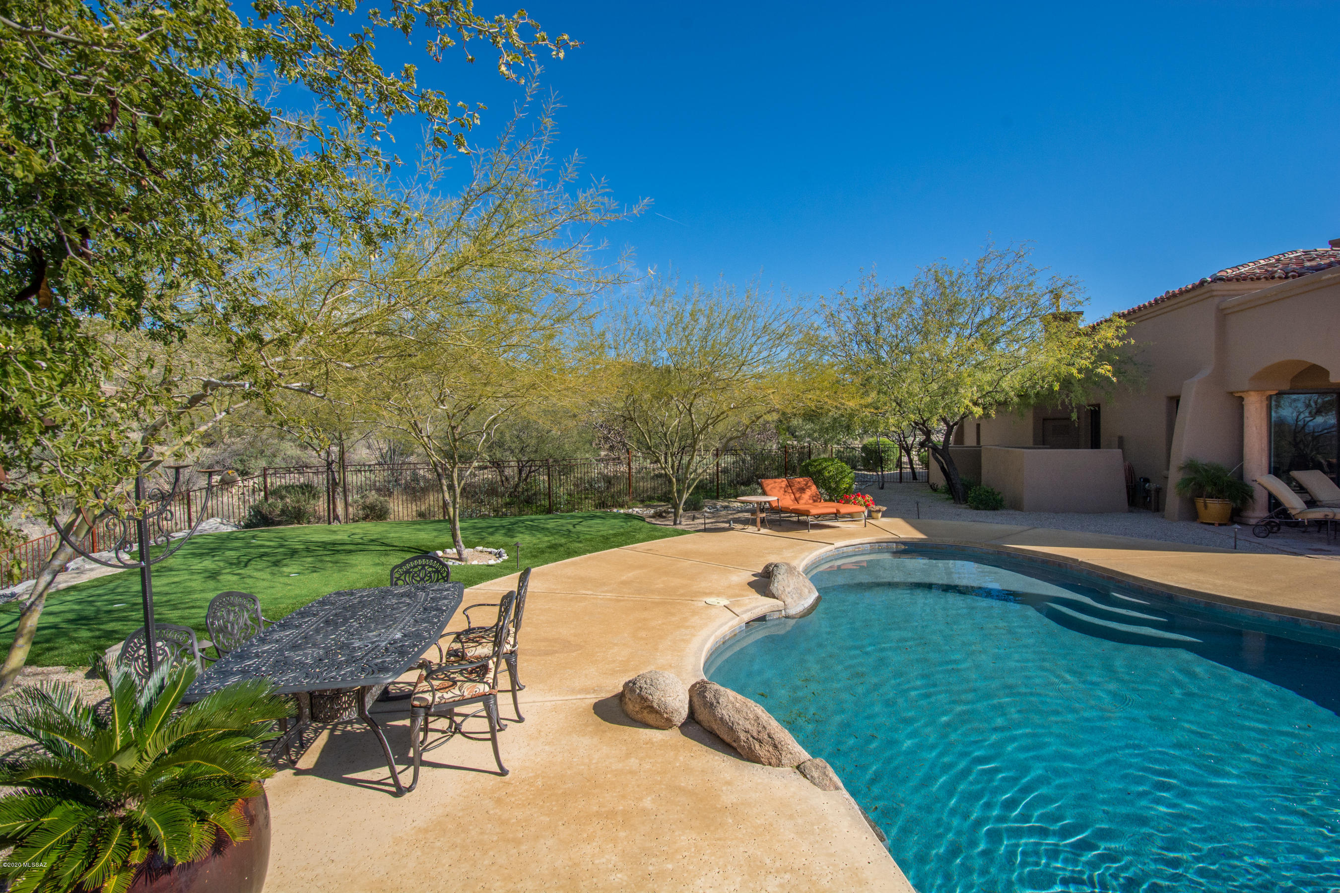 Stone Canyon III - Residential