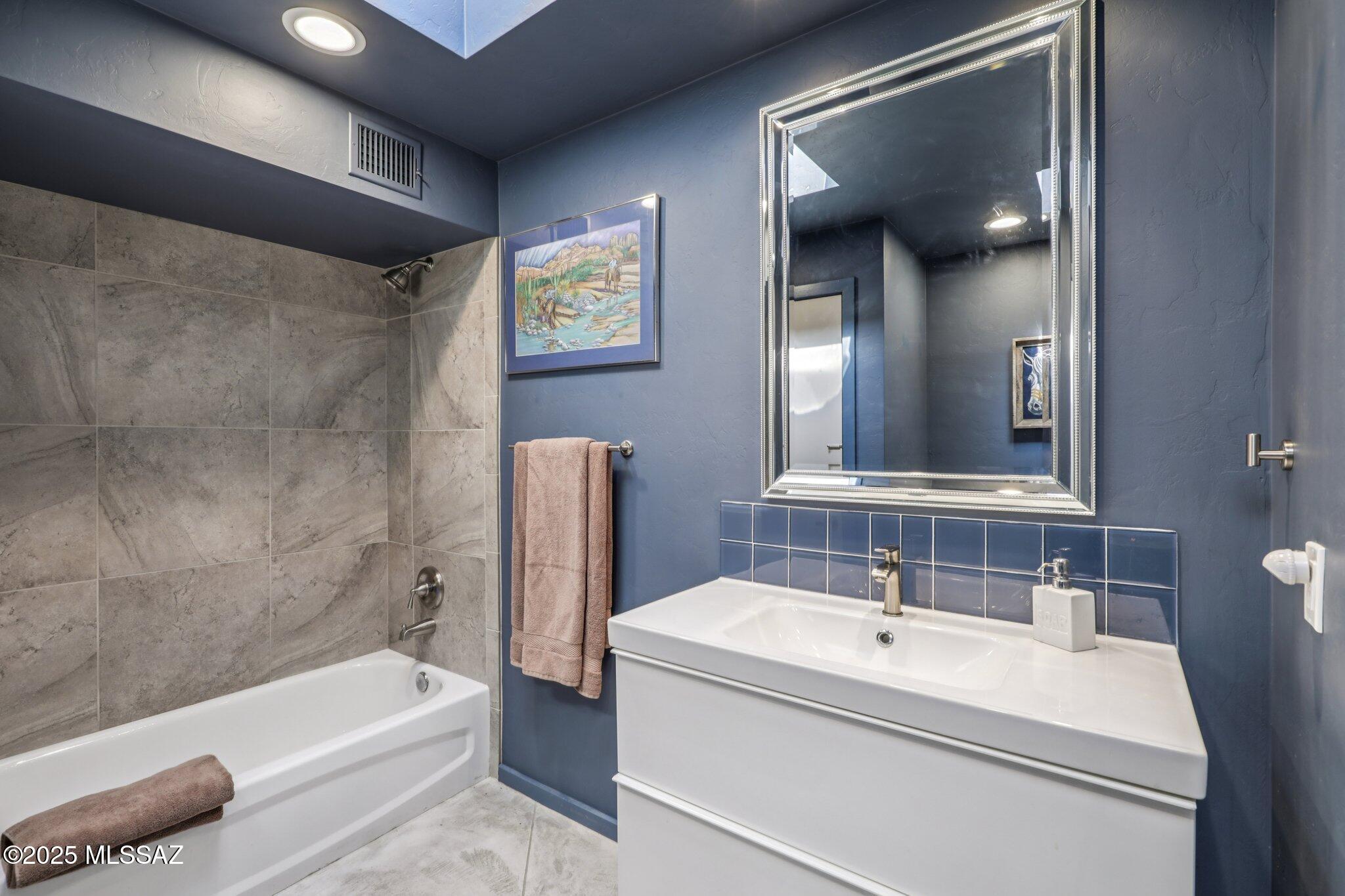 Tucson National Townhomes West(1-80) - Residential