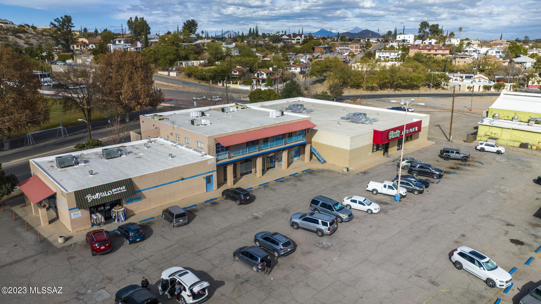 441 N Grand Avenue