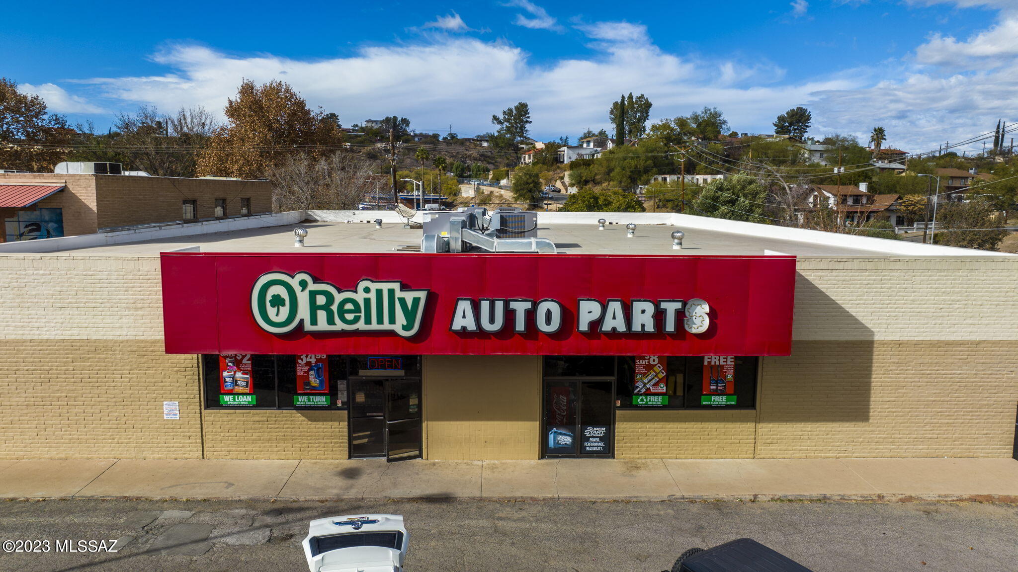 441 N Grand Avenue