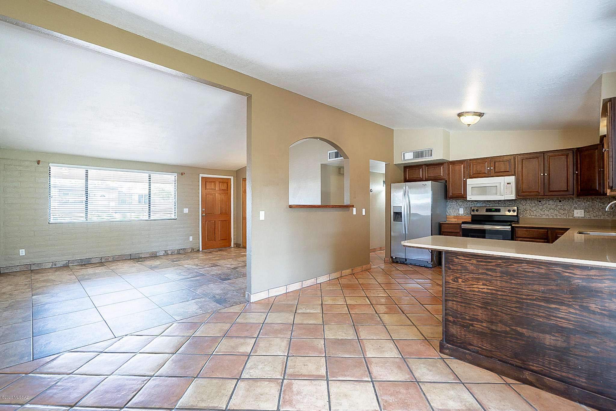 Casas Adobes Estates (448-465) - Residential Lease