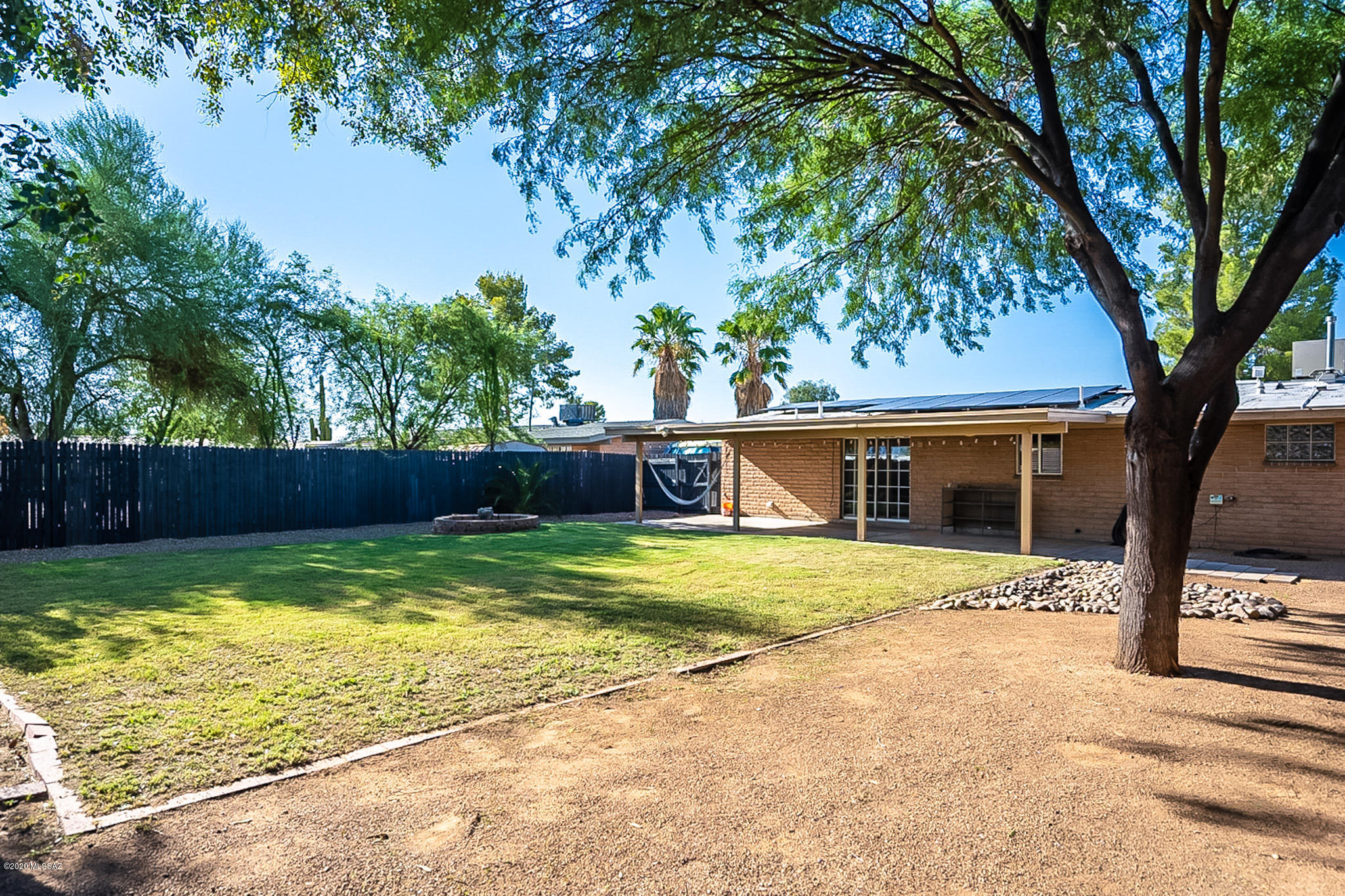 Casas Adobes Estates (448-465) - Residential Lease