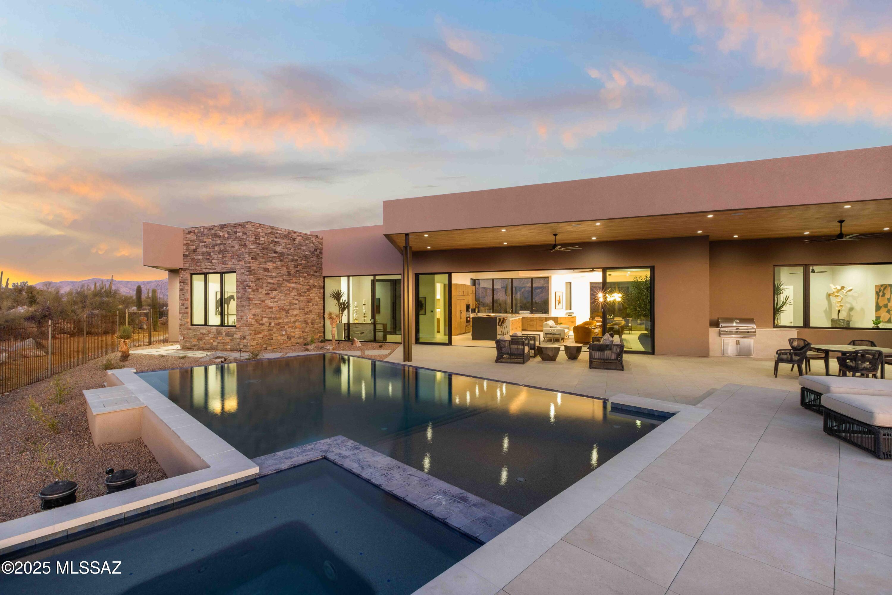Stone Canyon VII (404-485) - Residential