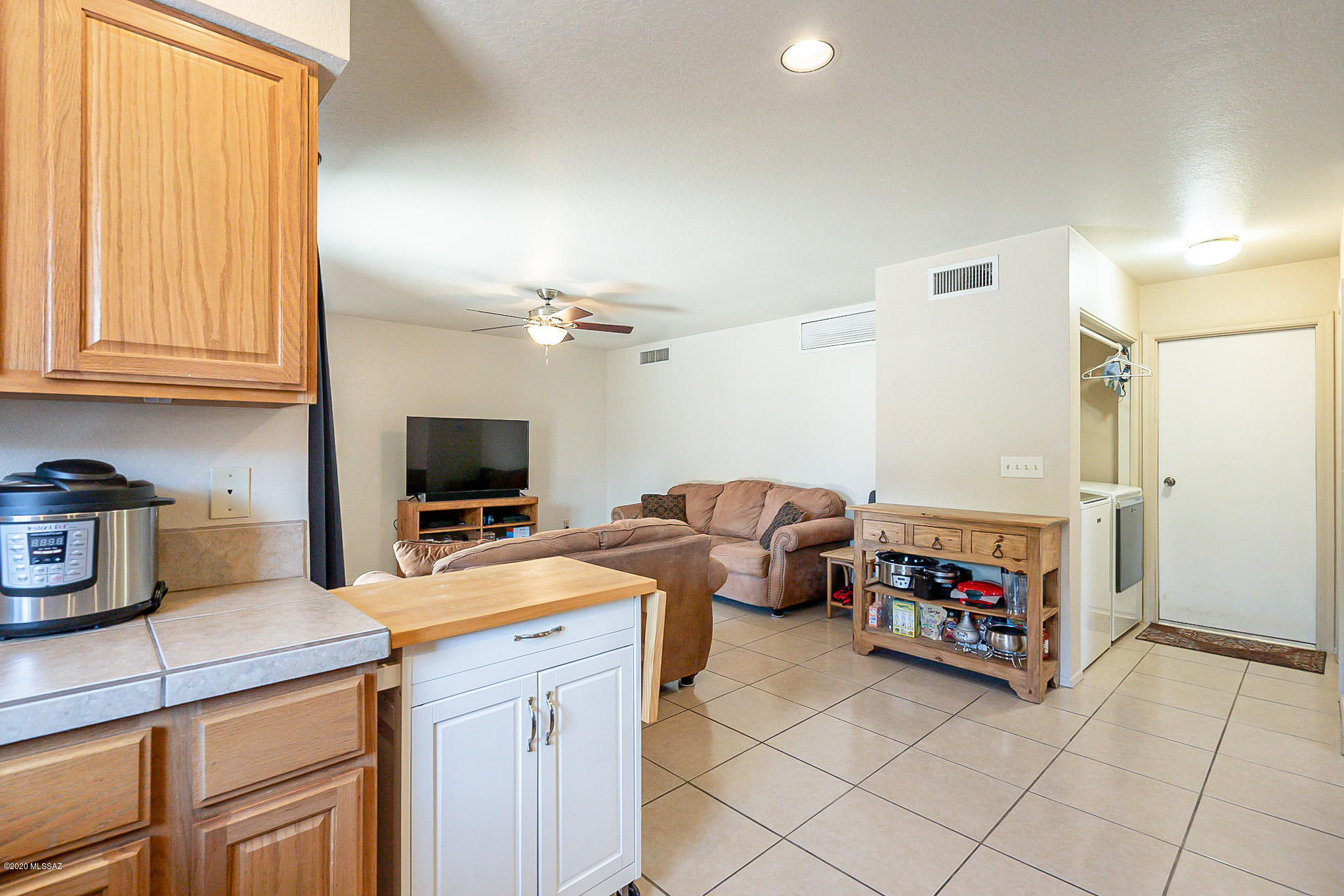 Country Club(1-221) - Residential