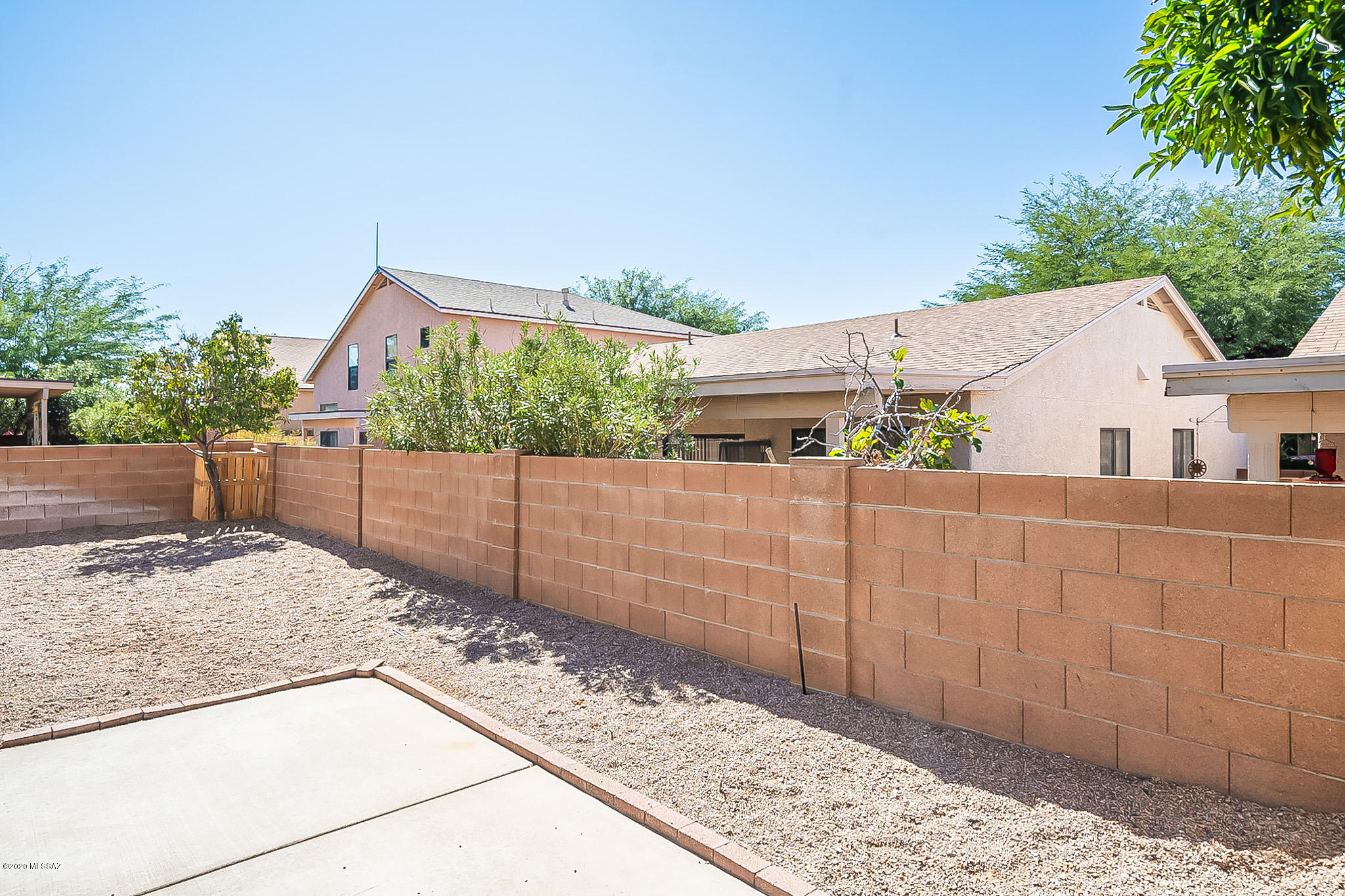 Country Club(1-221) - Residential