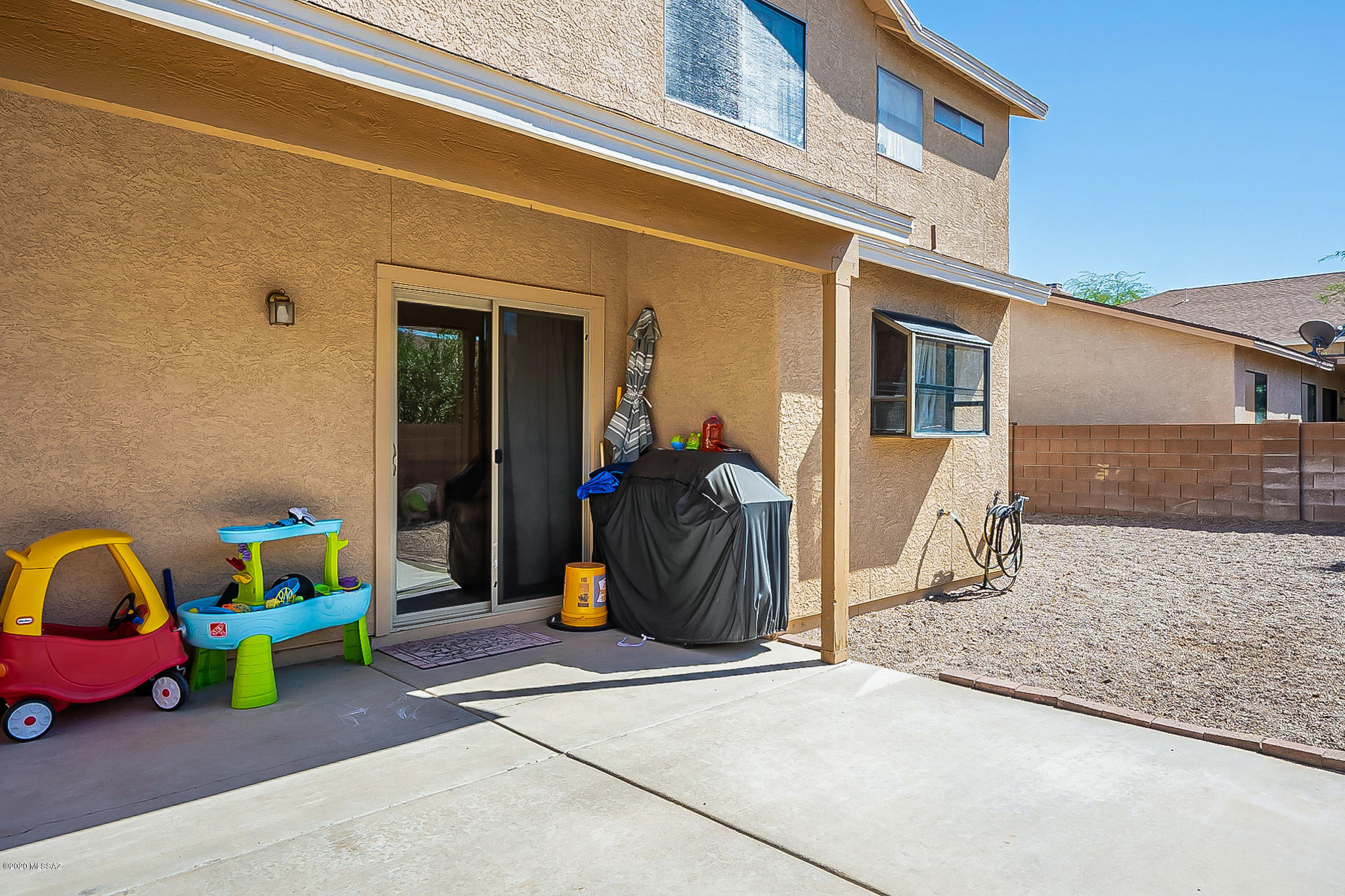 Country Club(1-221) - Residential