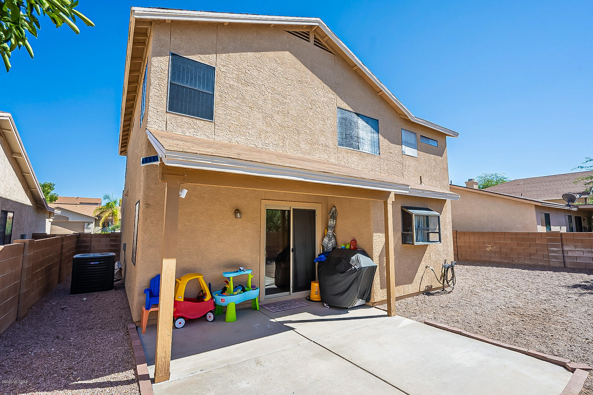 Country Club(1-221) - Residential