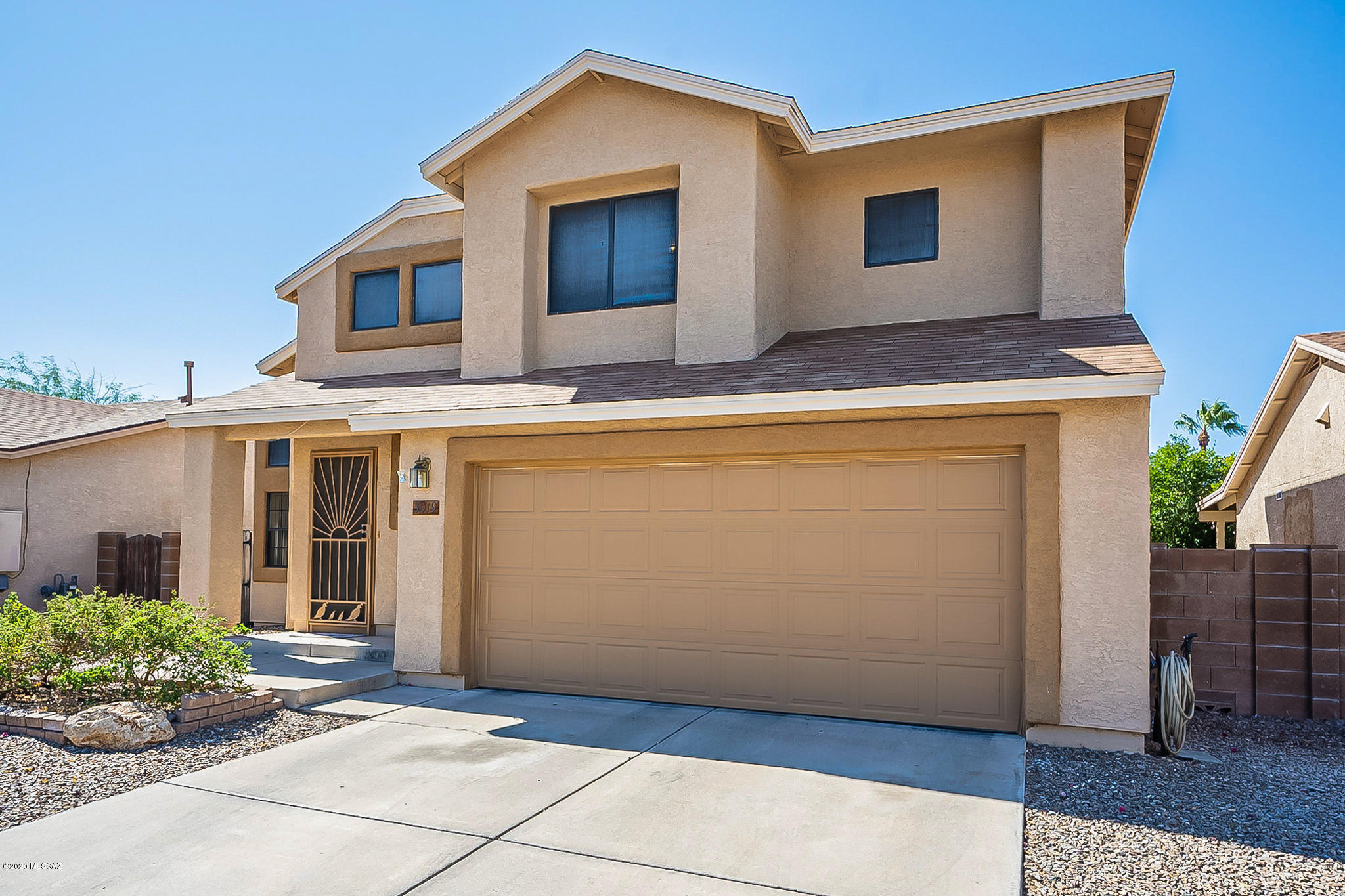 Country Club(1-221) - Residential