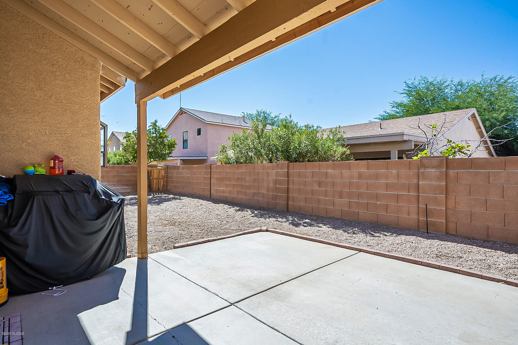 Country Club(1-221) - Residential