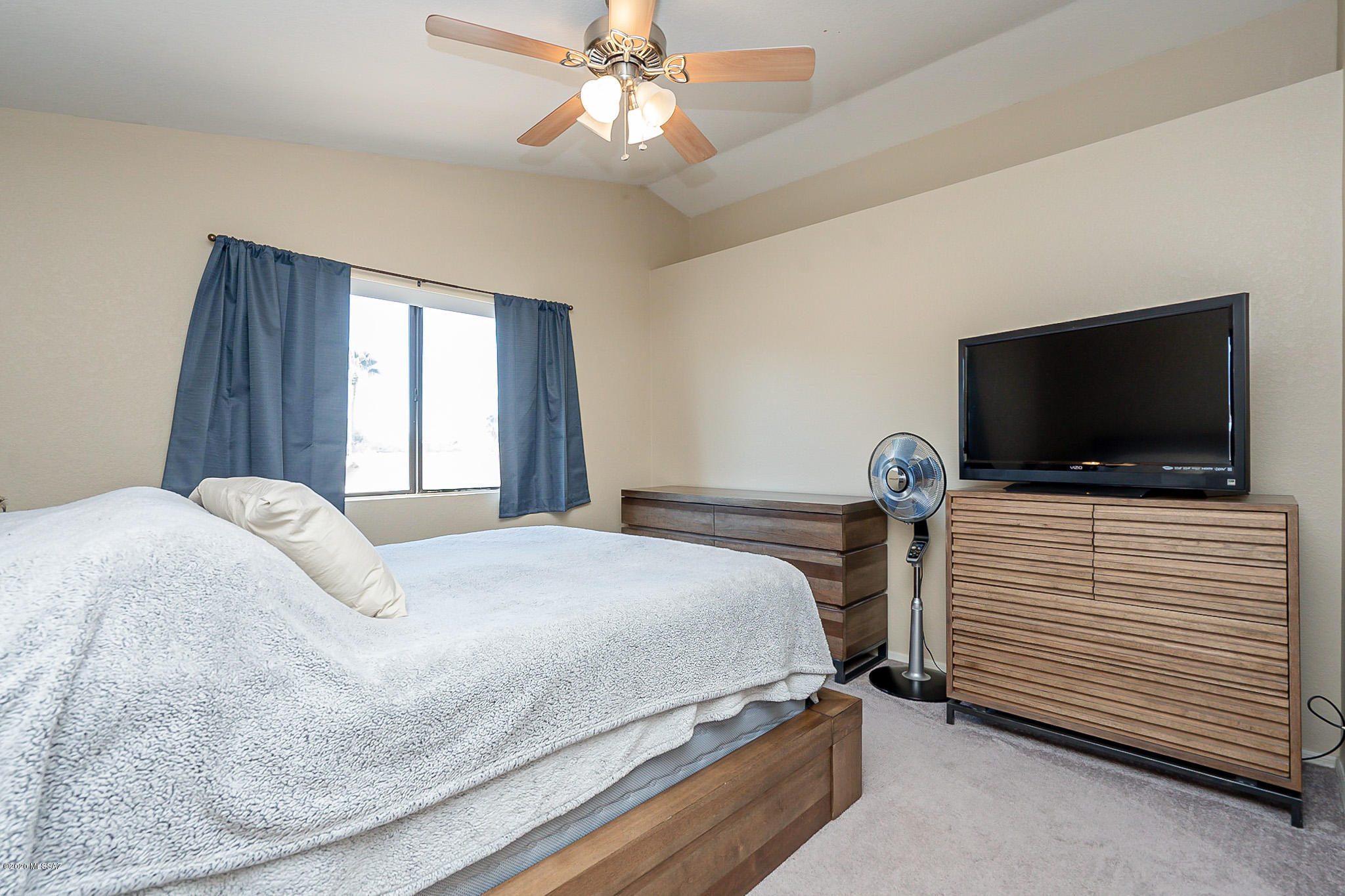 Country Club(1-221) - Residential