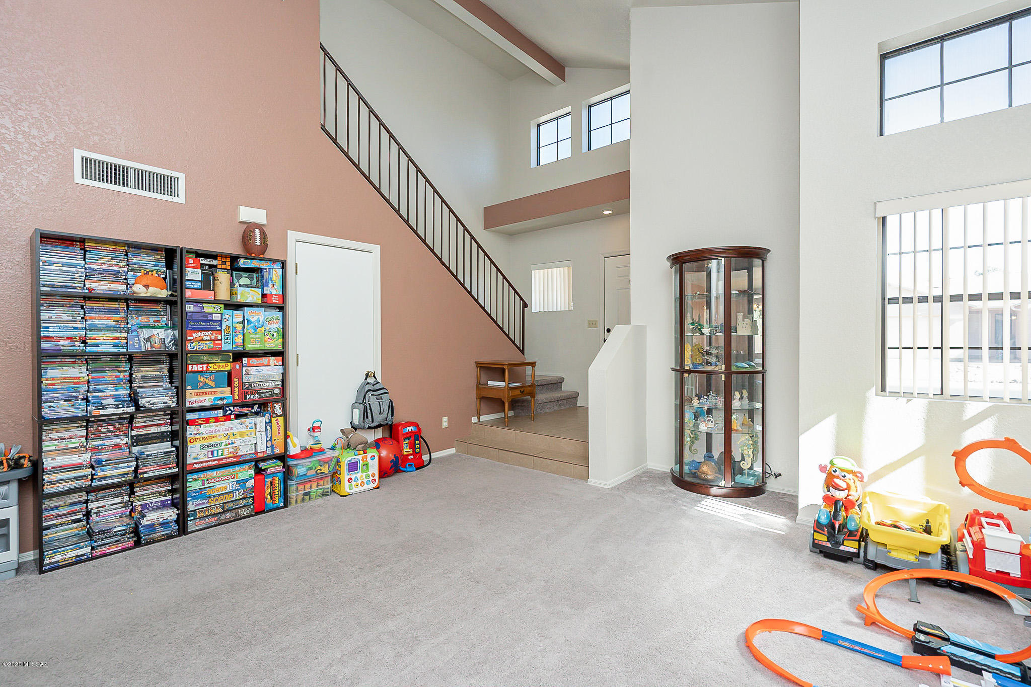 Country Club(1-221) - Residential