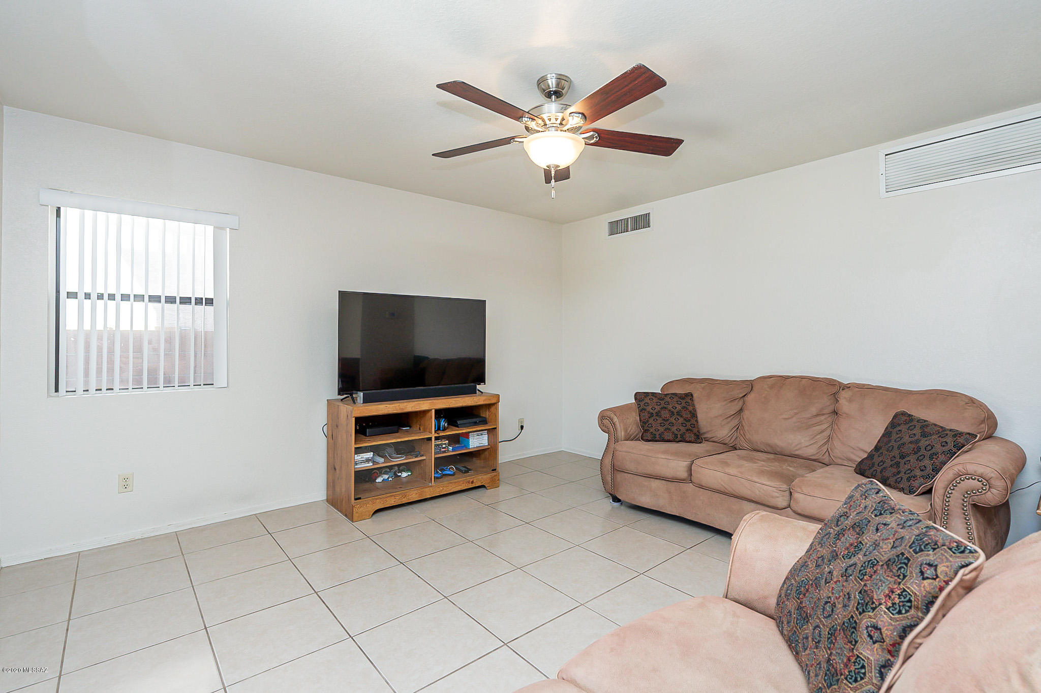 Country Club(1-221) - Residential