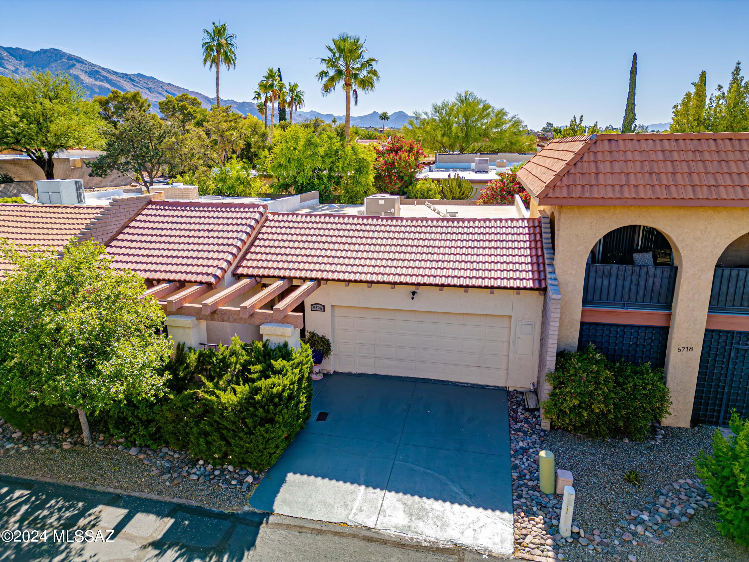 View Tucson, AZ 85718 townhome