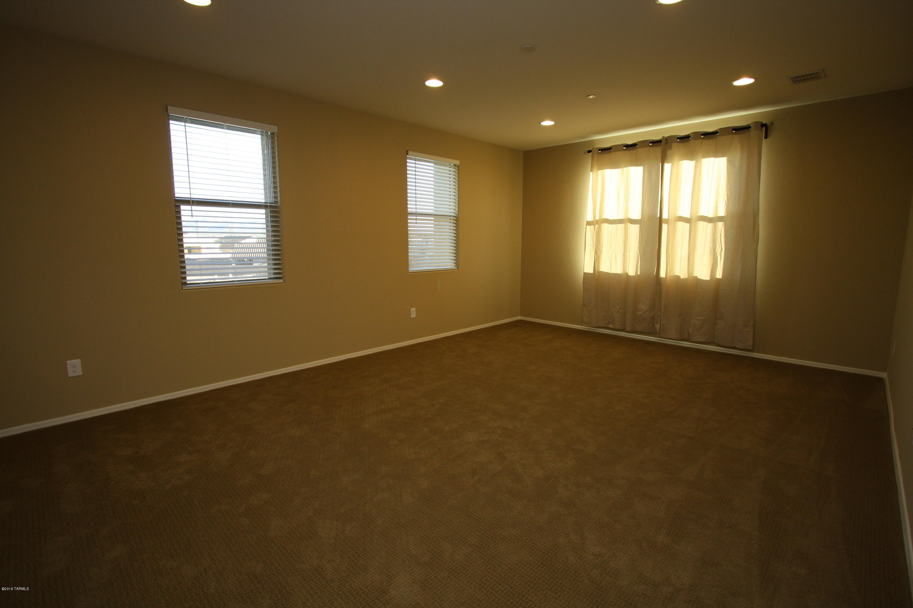 Silverbell West (1-92) - Residential Lease