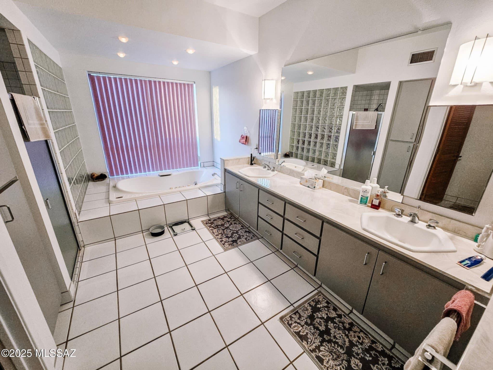 Catalina Foothills Est 9 - Residential
