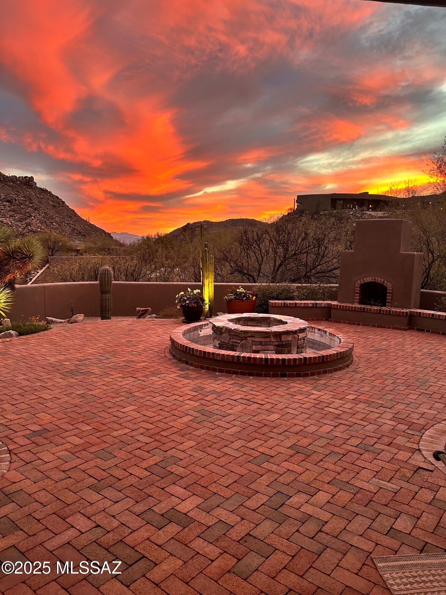 Canyon Pass II At Dove Mountain (49-110) - Residential