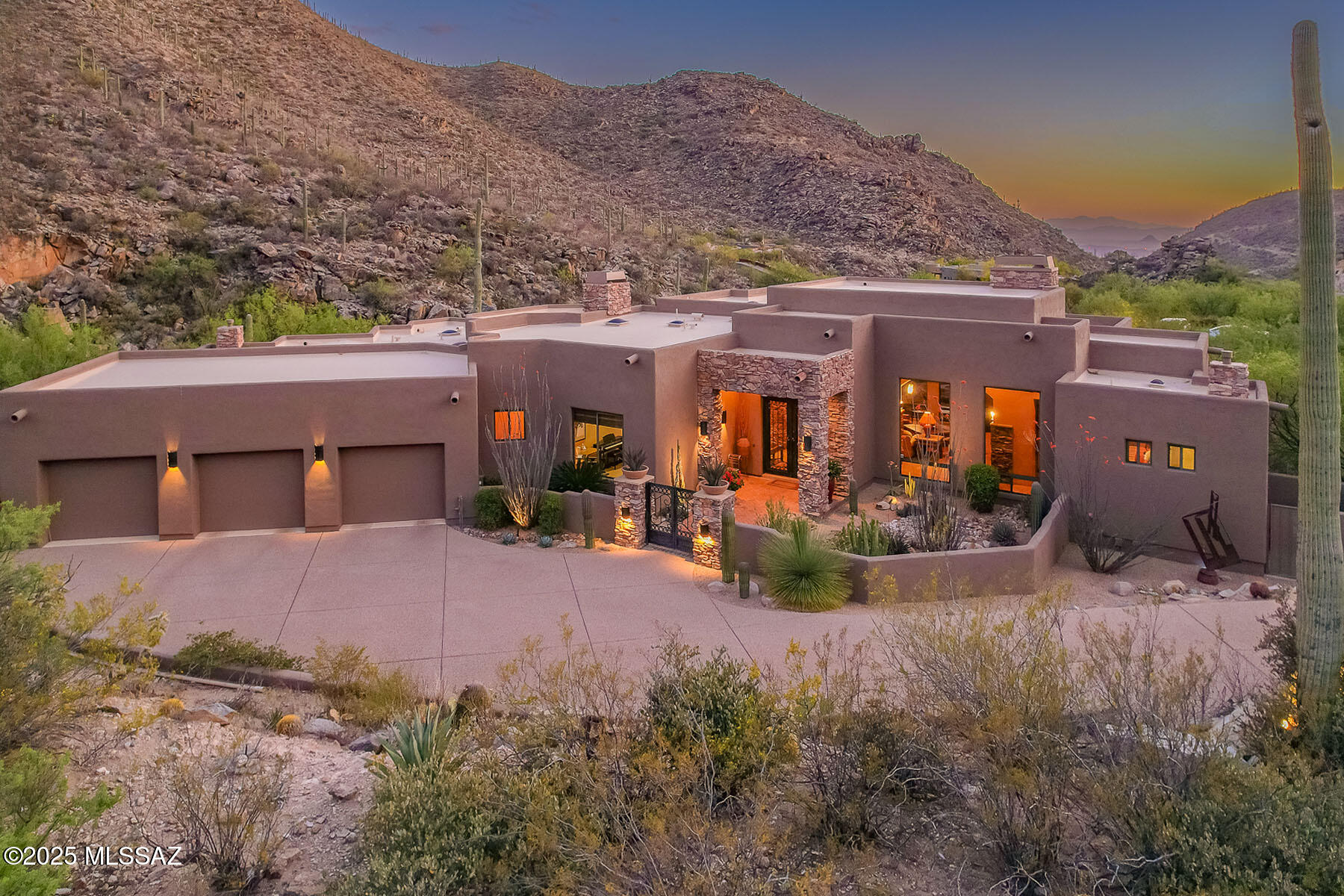 Canyon Pass II At Dove Mountain (49-110) - Residential