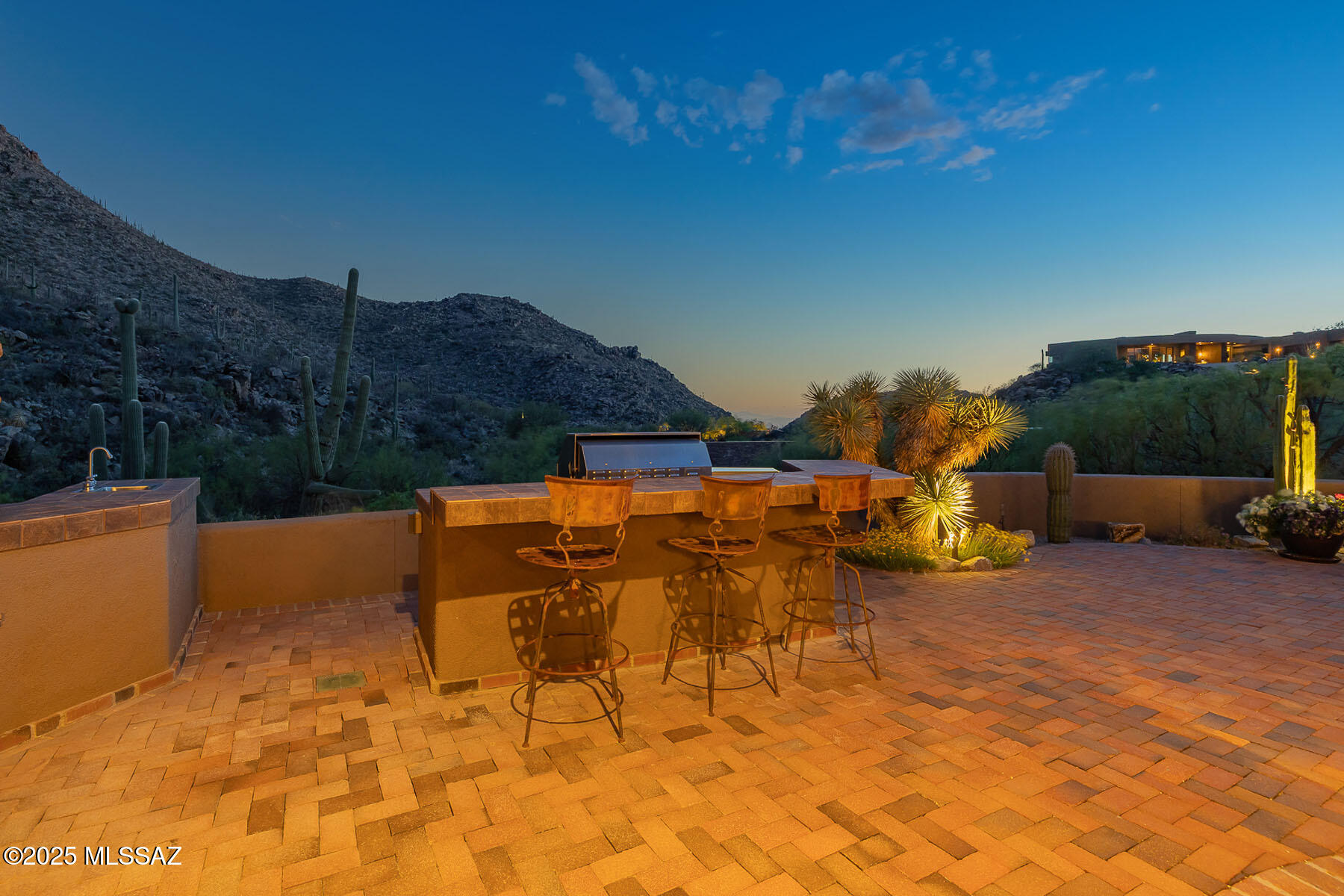 Canyon Pass II At Dove Mountain (49-110) - Residential