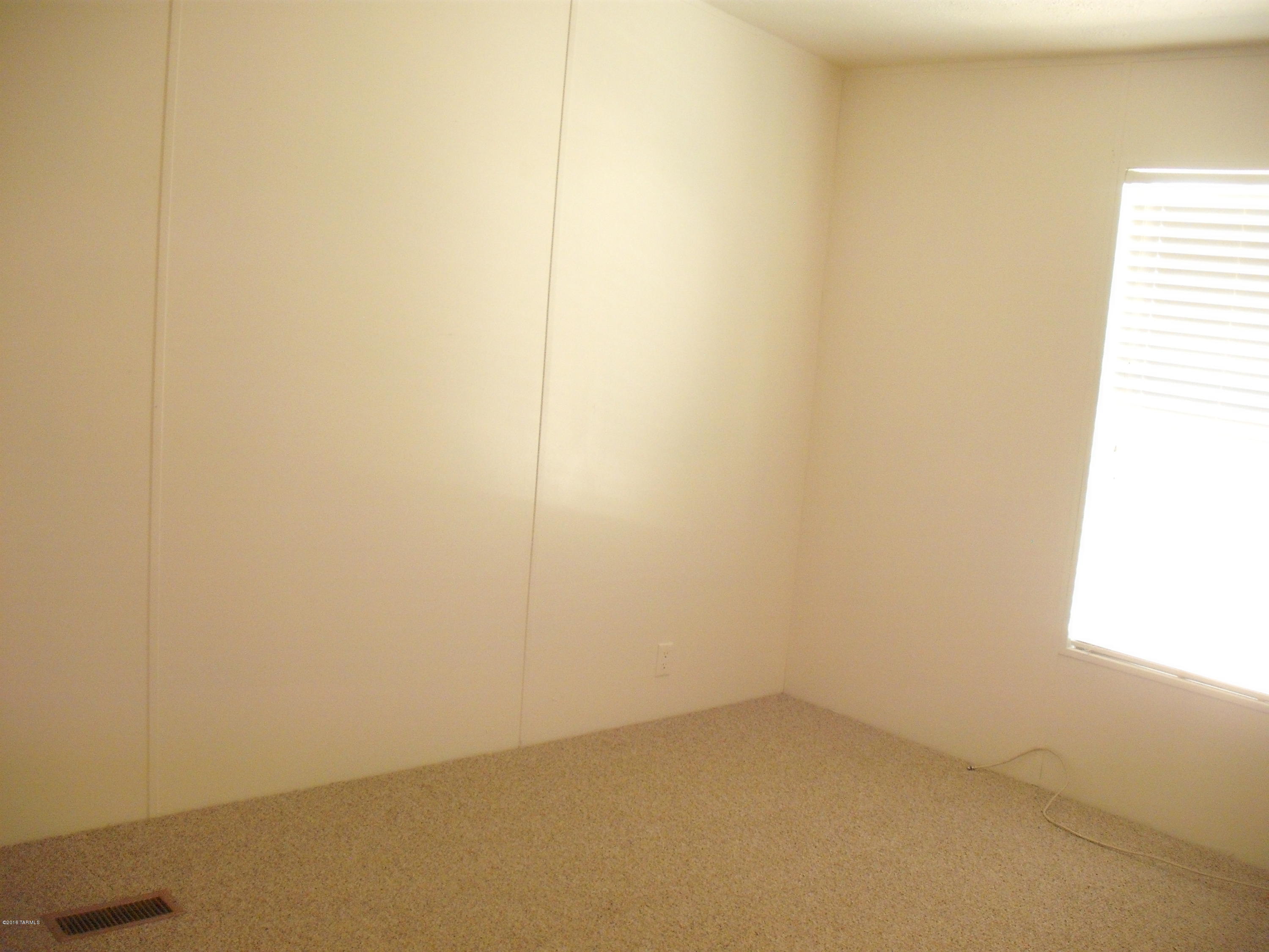 Mission Circle (1-29) - Residential