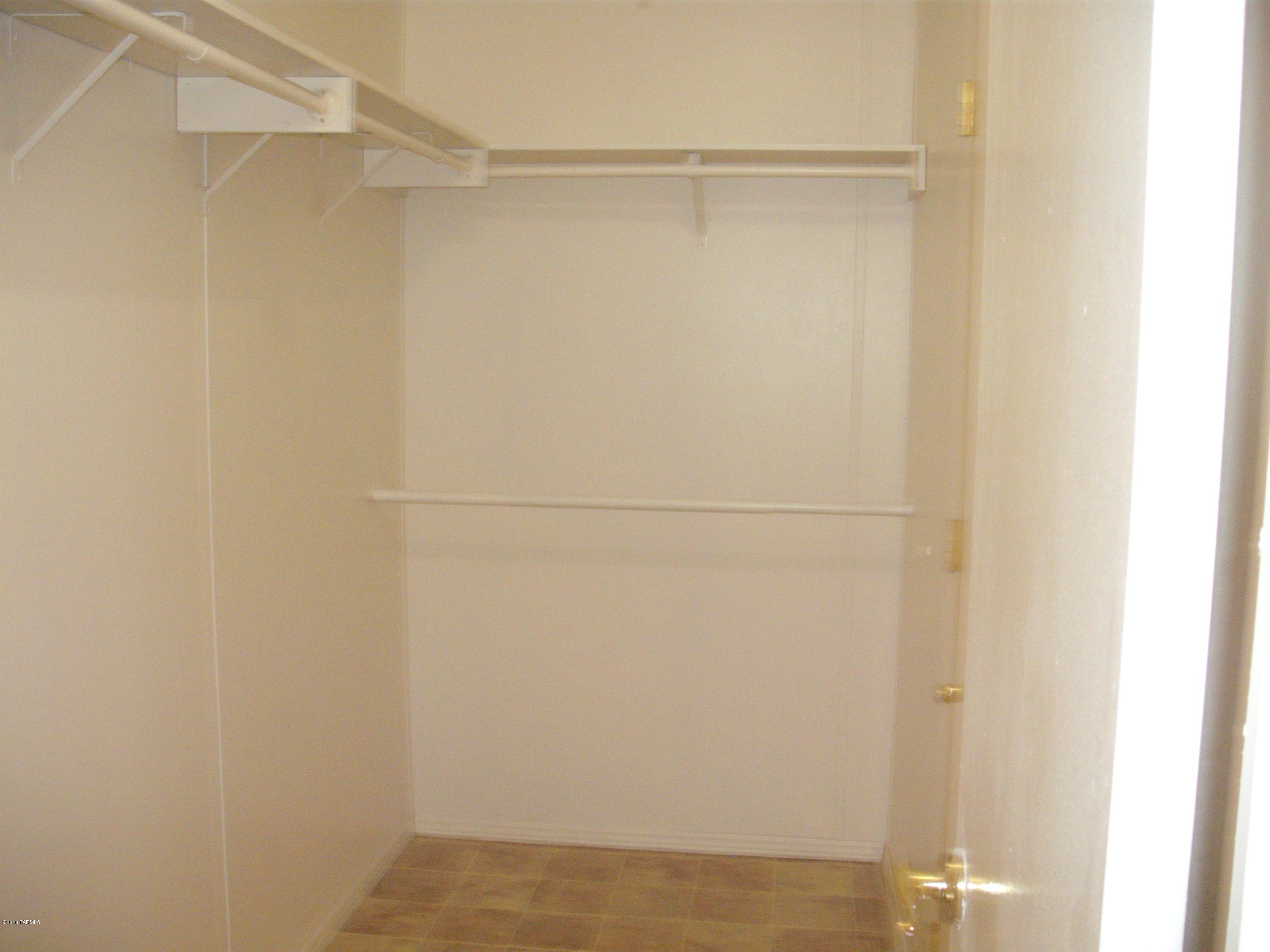 Mission Circle (1-29) - Residential