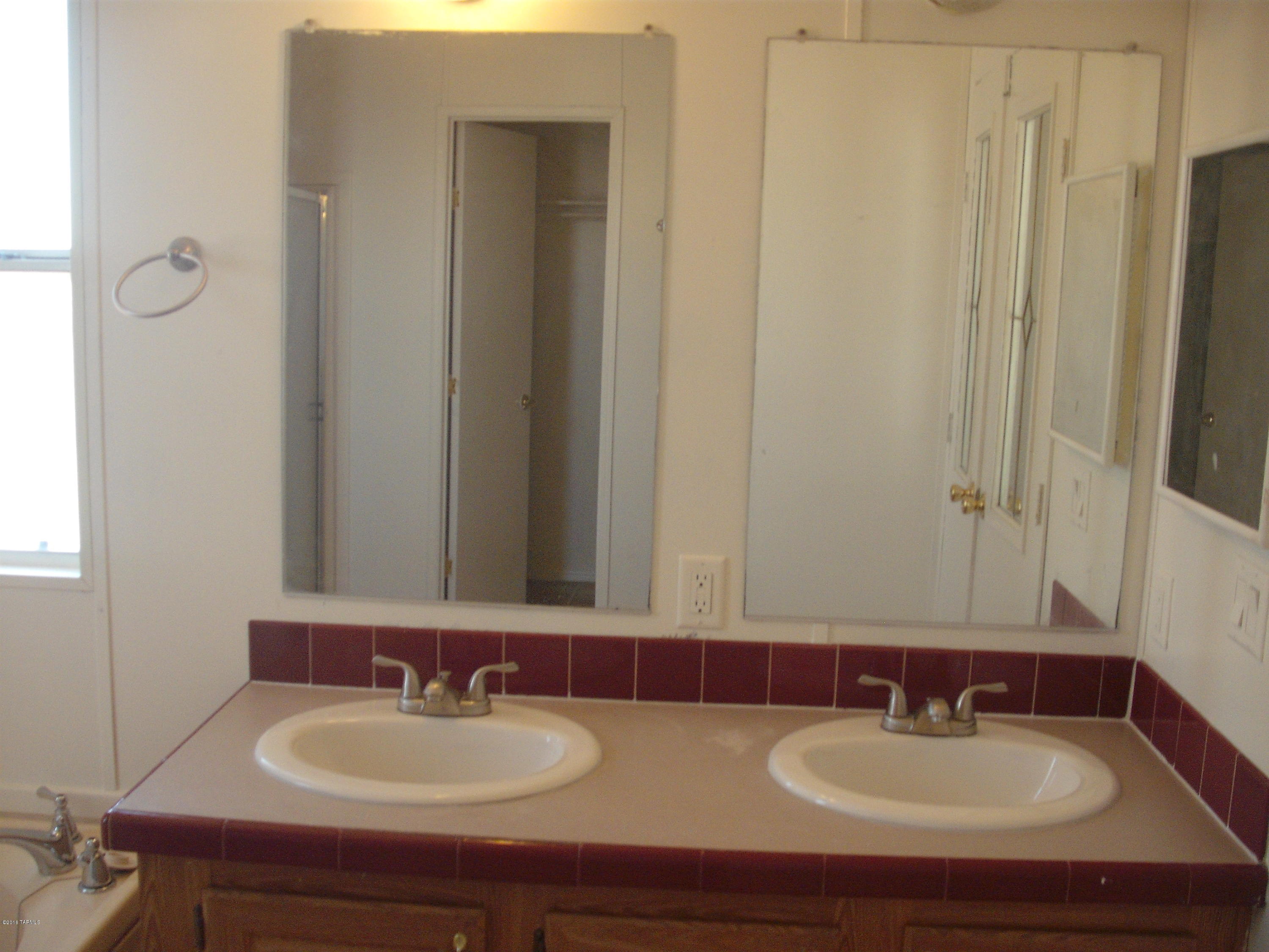 Mission Circle (1-29) - Residential