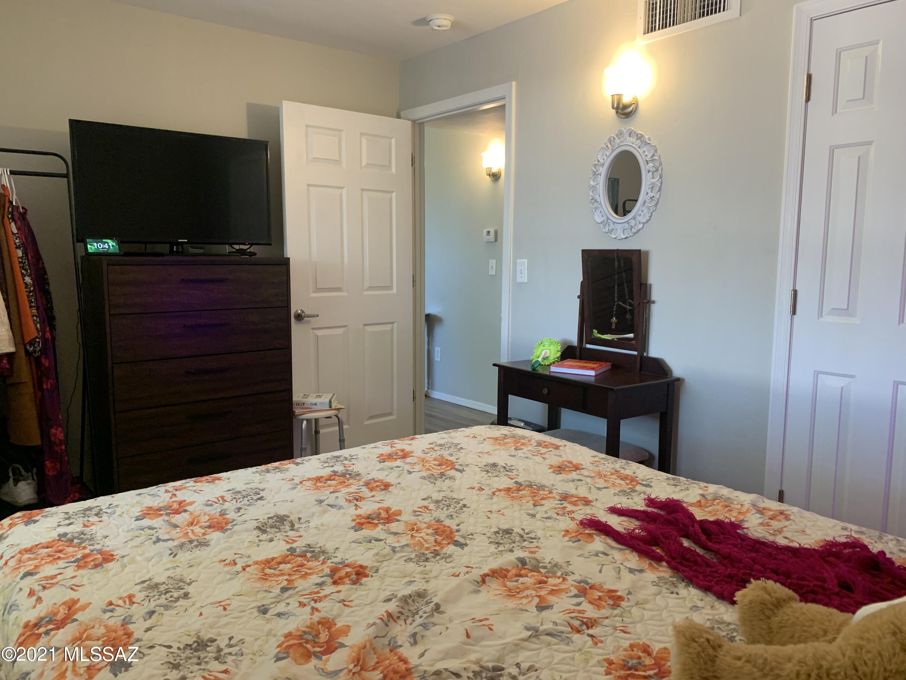 Sunset Foothills Condos (1-201) - Residential