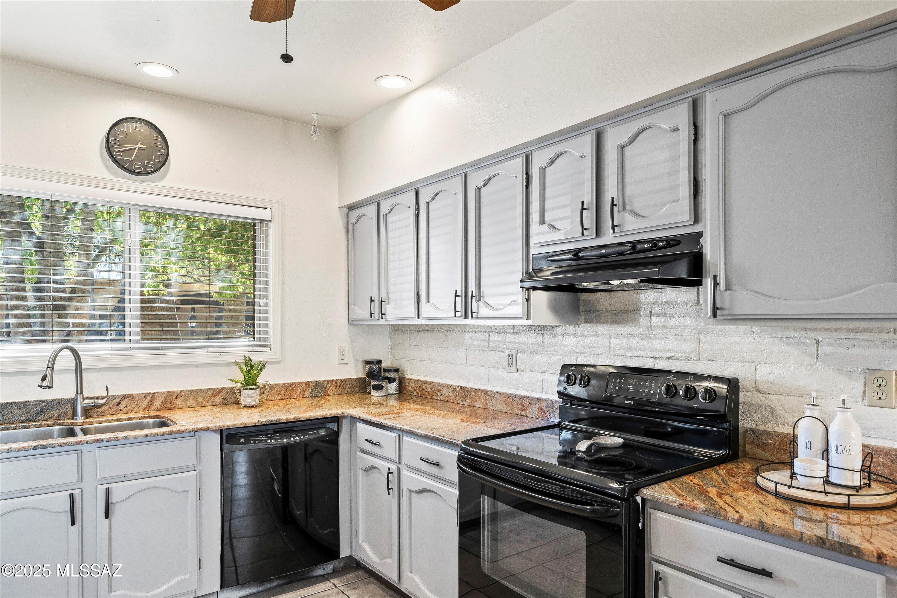 Verde Vista Villas (1-94) - Residential
