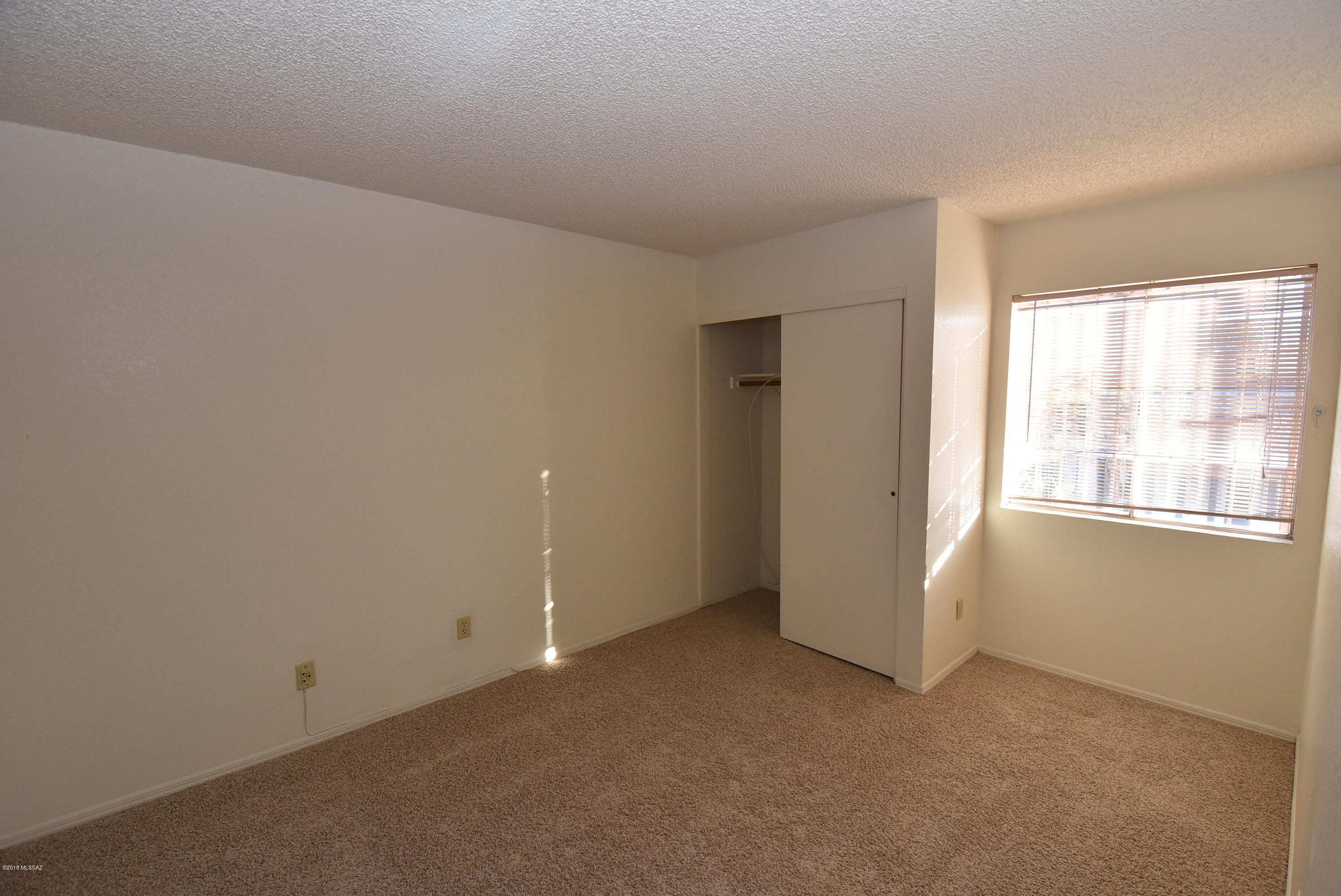 Oak Tree II at Midvale (273-519) - Residential Lease