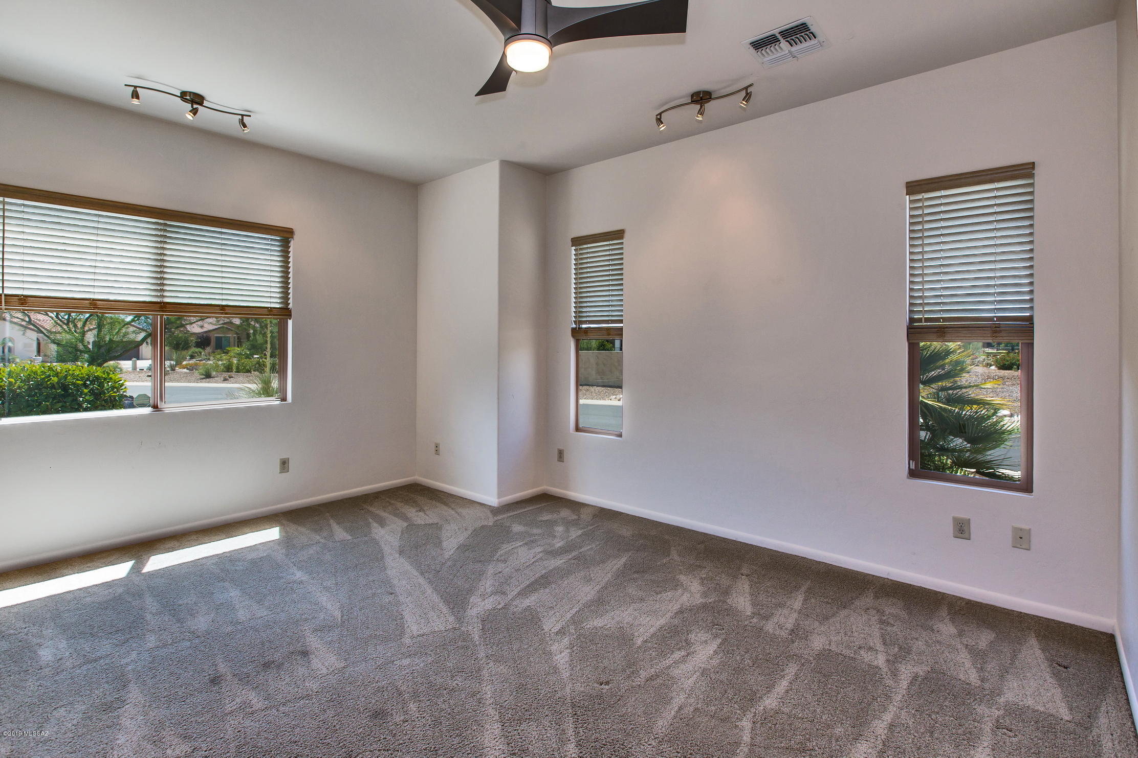 Saddlebrooke Ranch - Residential