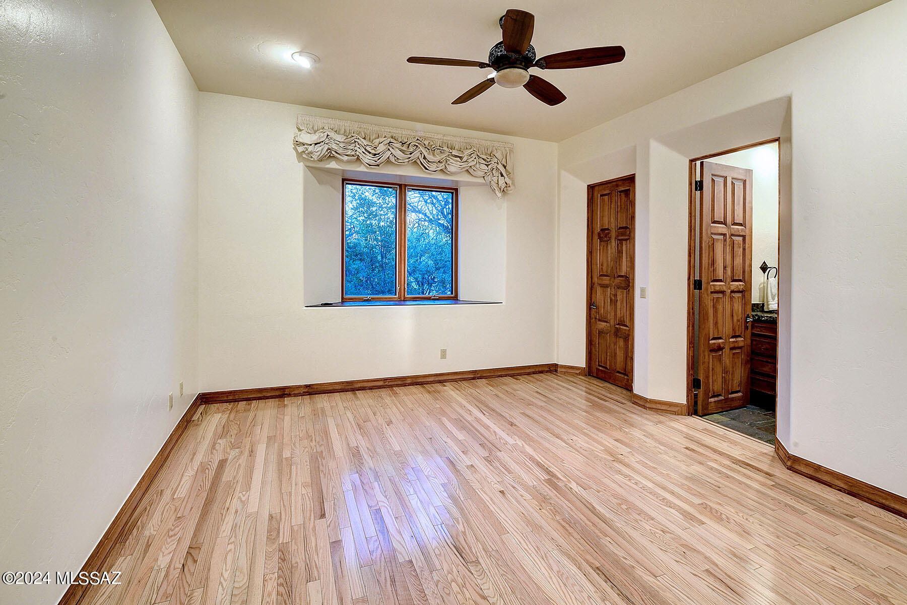 La Puerta On Hacienda Del Sol (1-10) - Residential