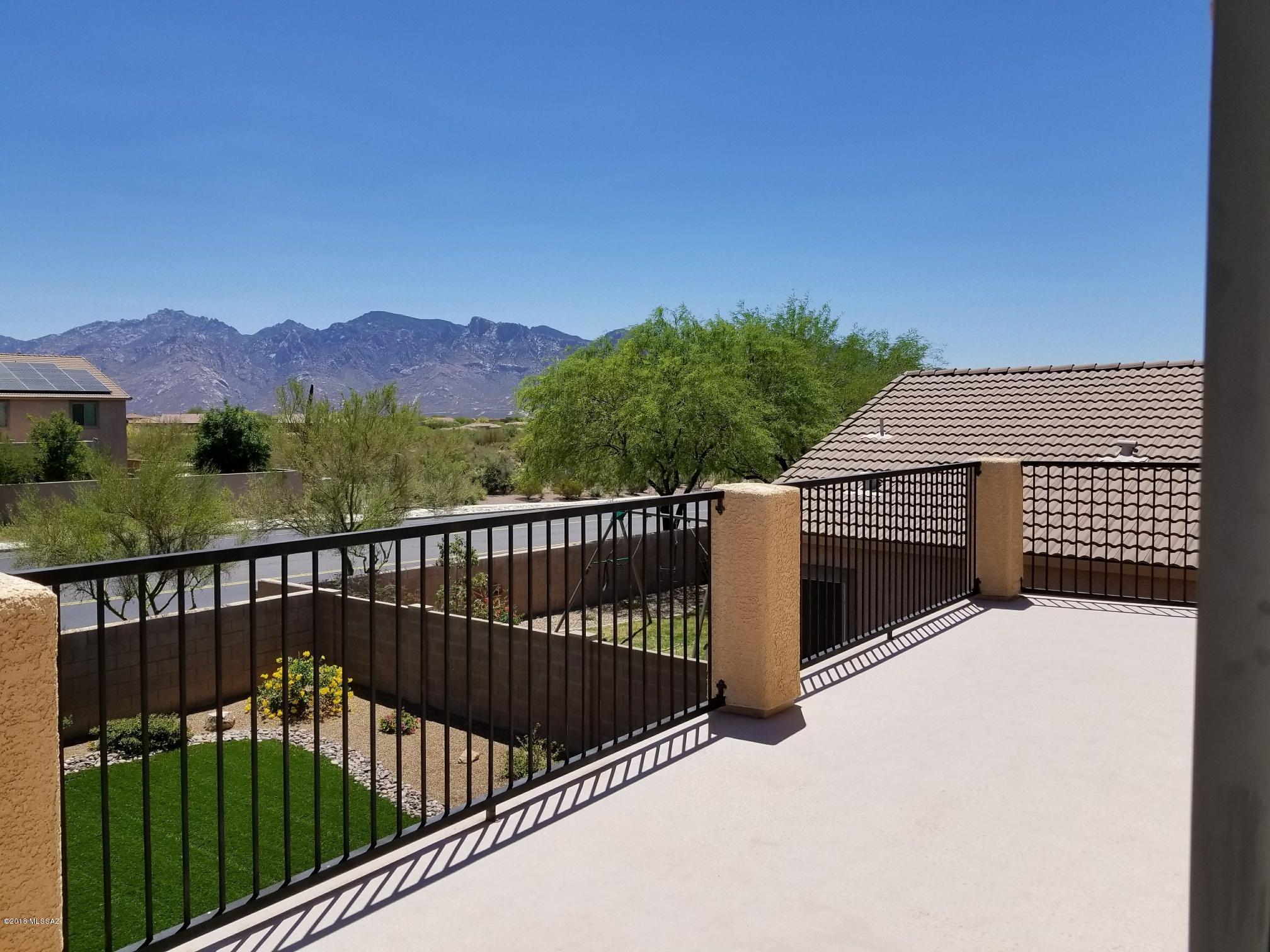 Rancho Vistoso NGHB 10 PCLS S,U & V - Residential