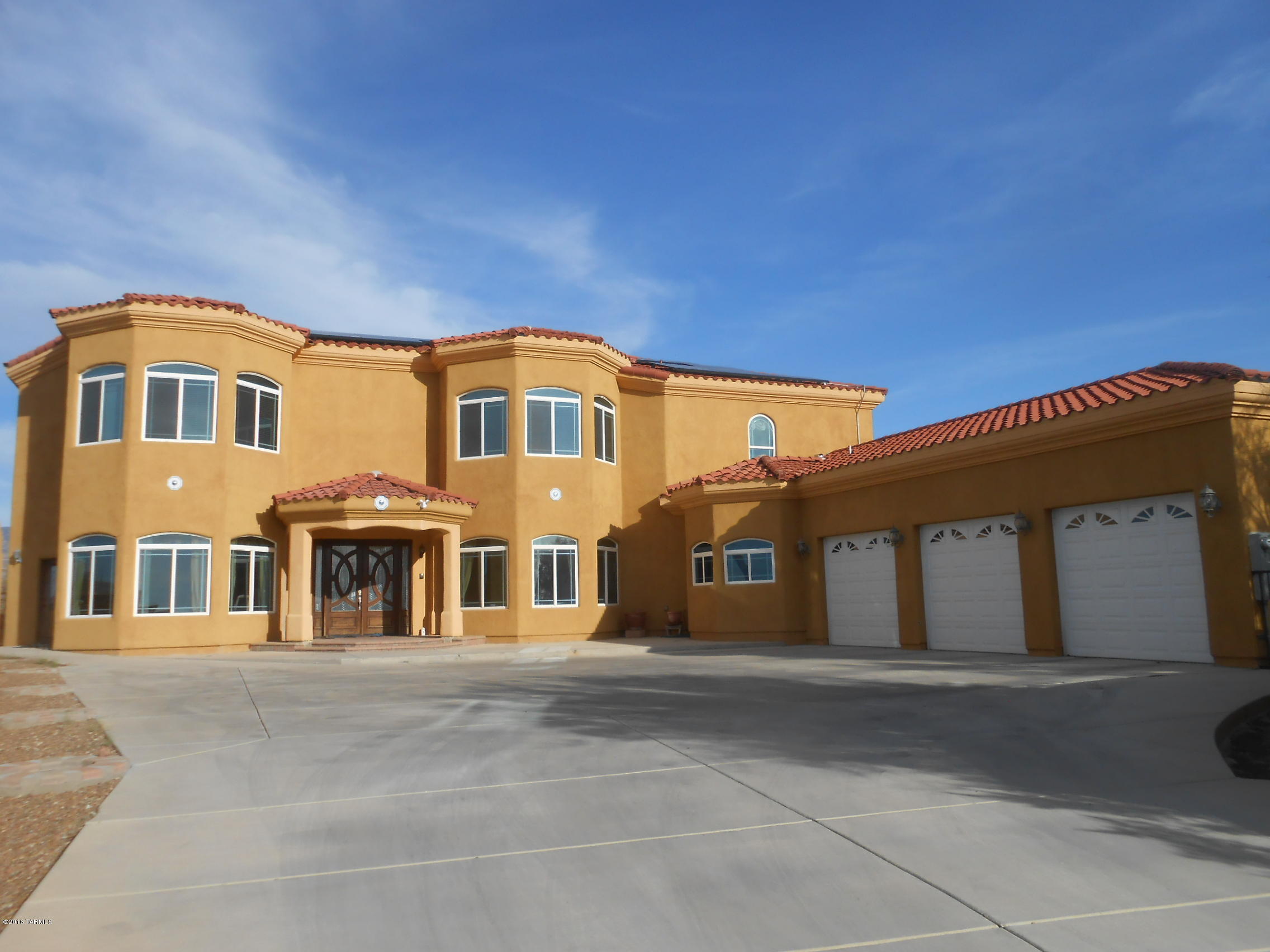 Tecolote De Oro (1-14) - Residential