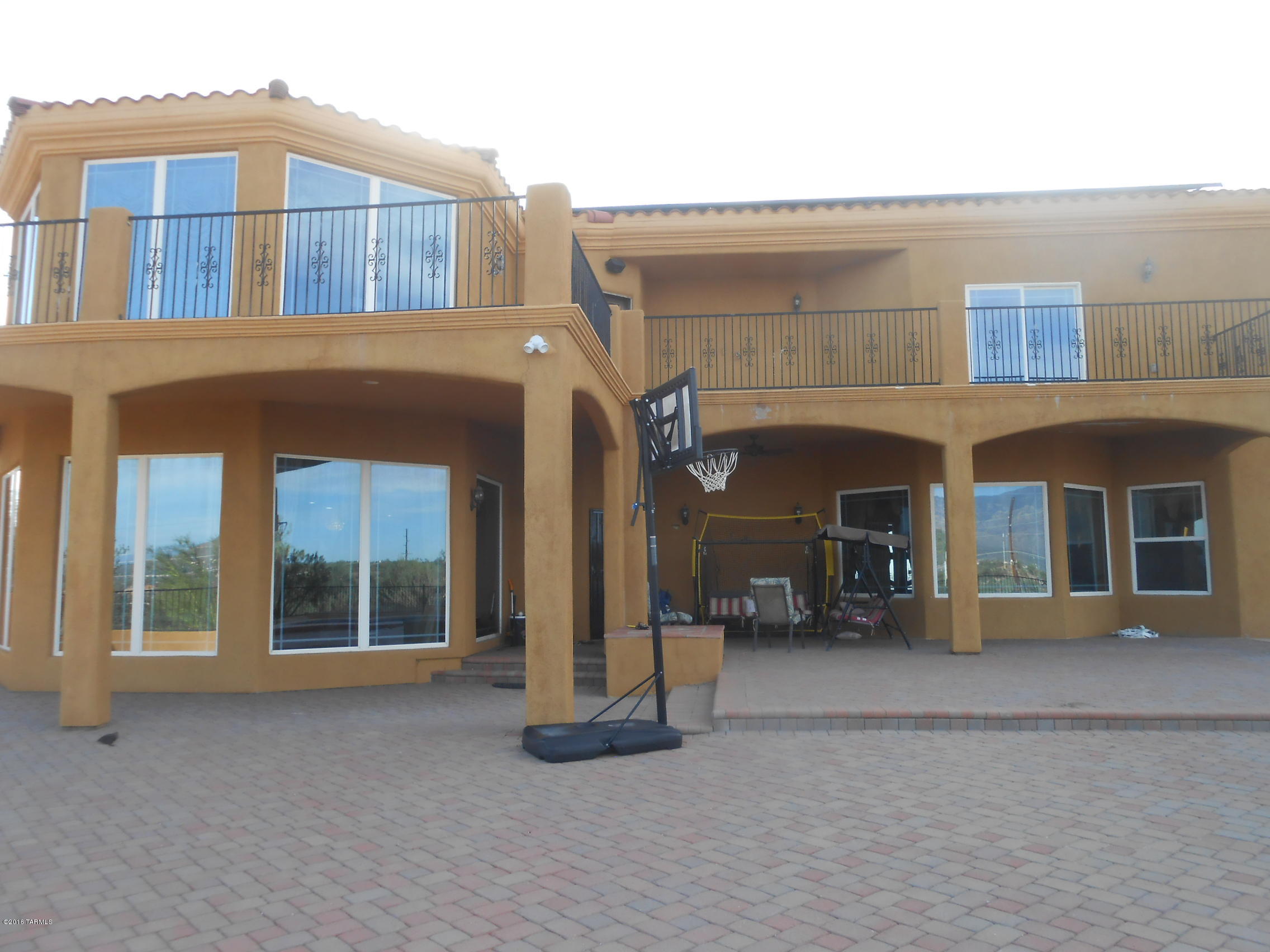 Tecolote De Oro (1-14) - Residential