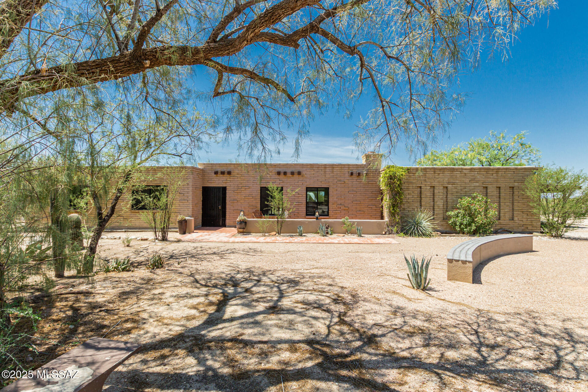 3901 N Smokey Topaz Lane