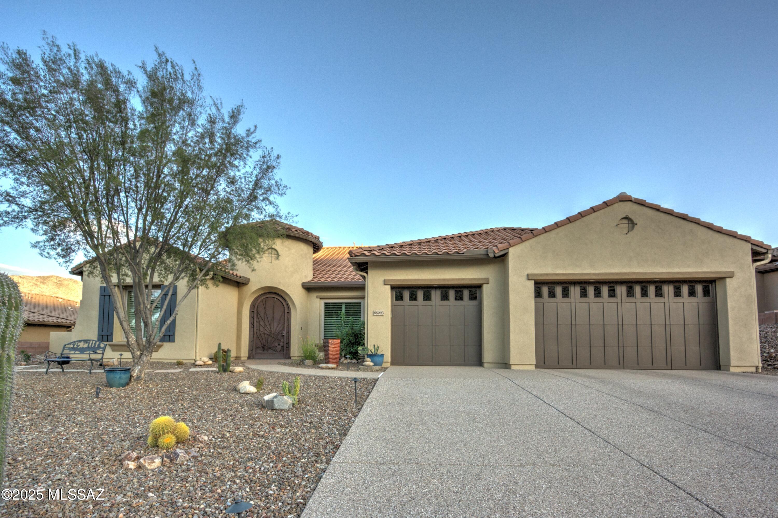 66093 E Peregrine Place