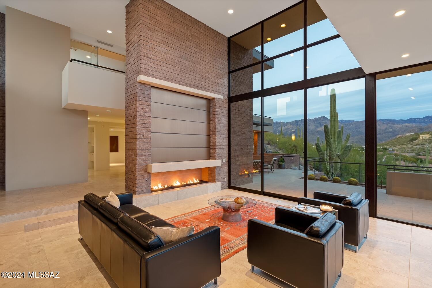 Sabino Mountain (1-290) - Residential
