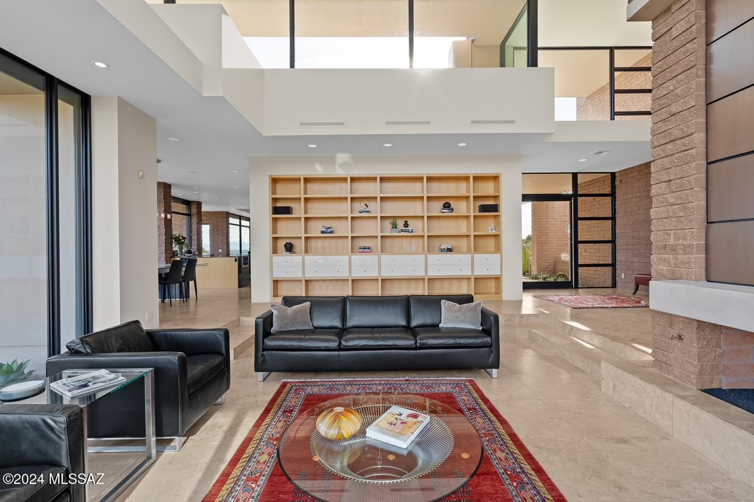 Sabino Mountain (1-290) - Residential