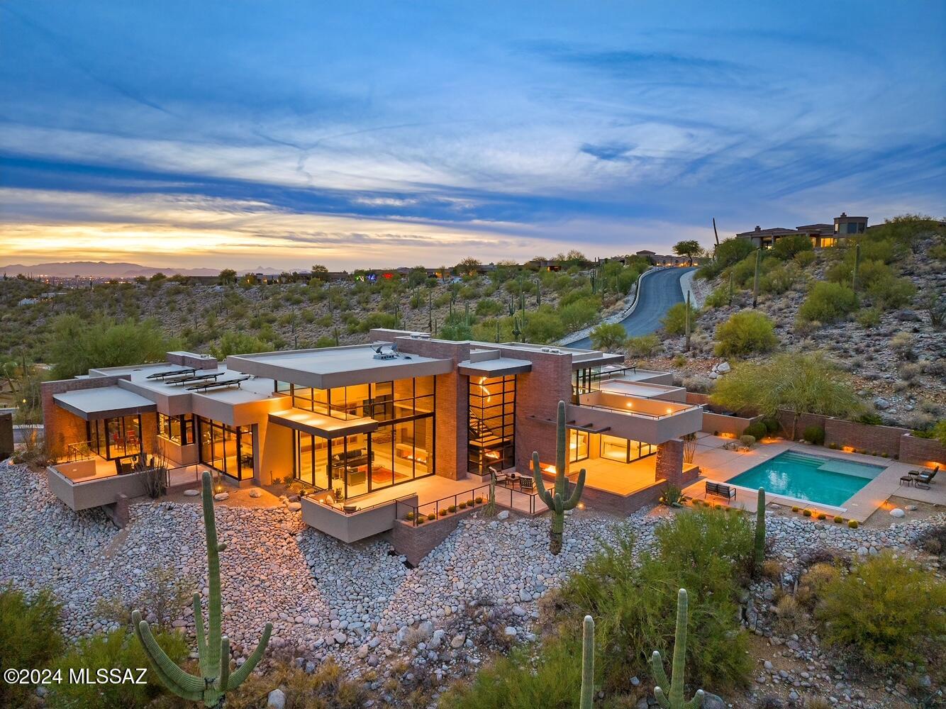 Sabino Mountain (1-290) - Residential
